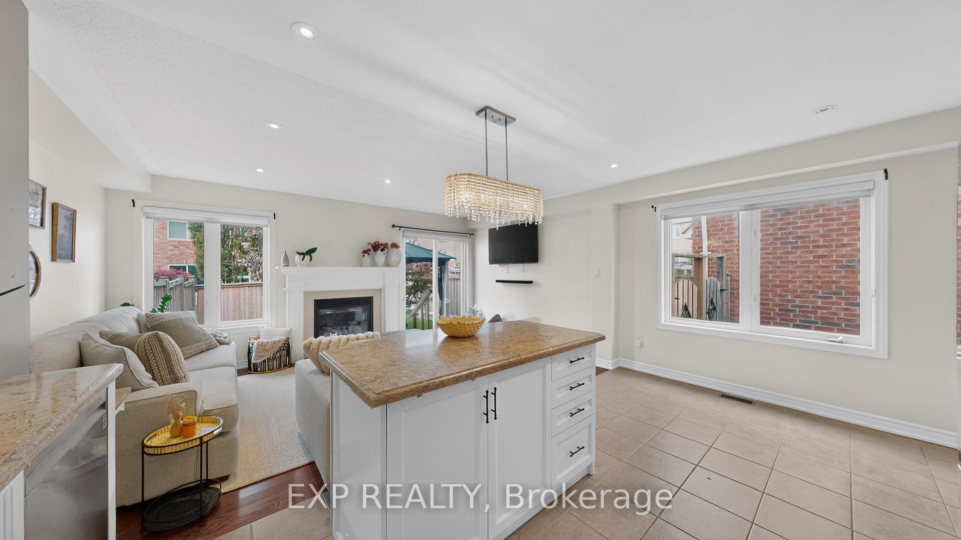 Photo 11 of 1450 Rennie Street, Oshawa, Taunton — HOMEH