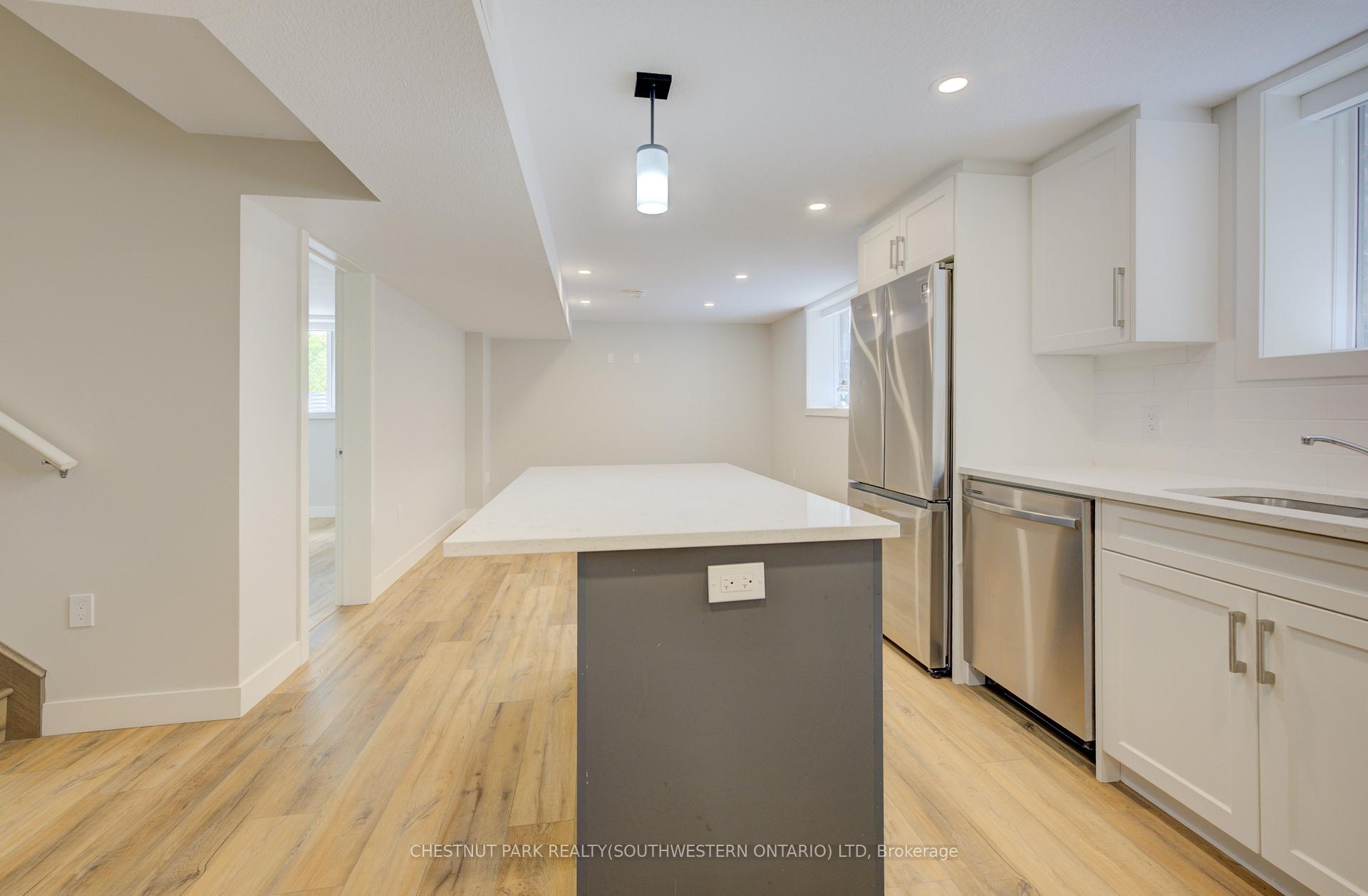 Photo 6 of Unit B, 35 Second Avenue, Kitchener — HOMEH