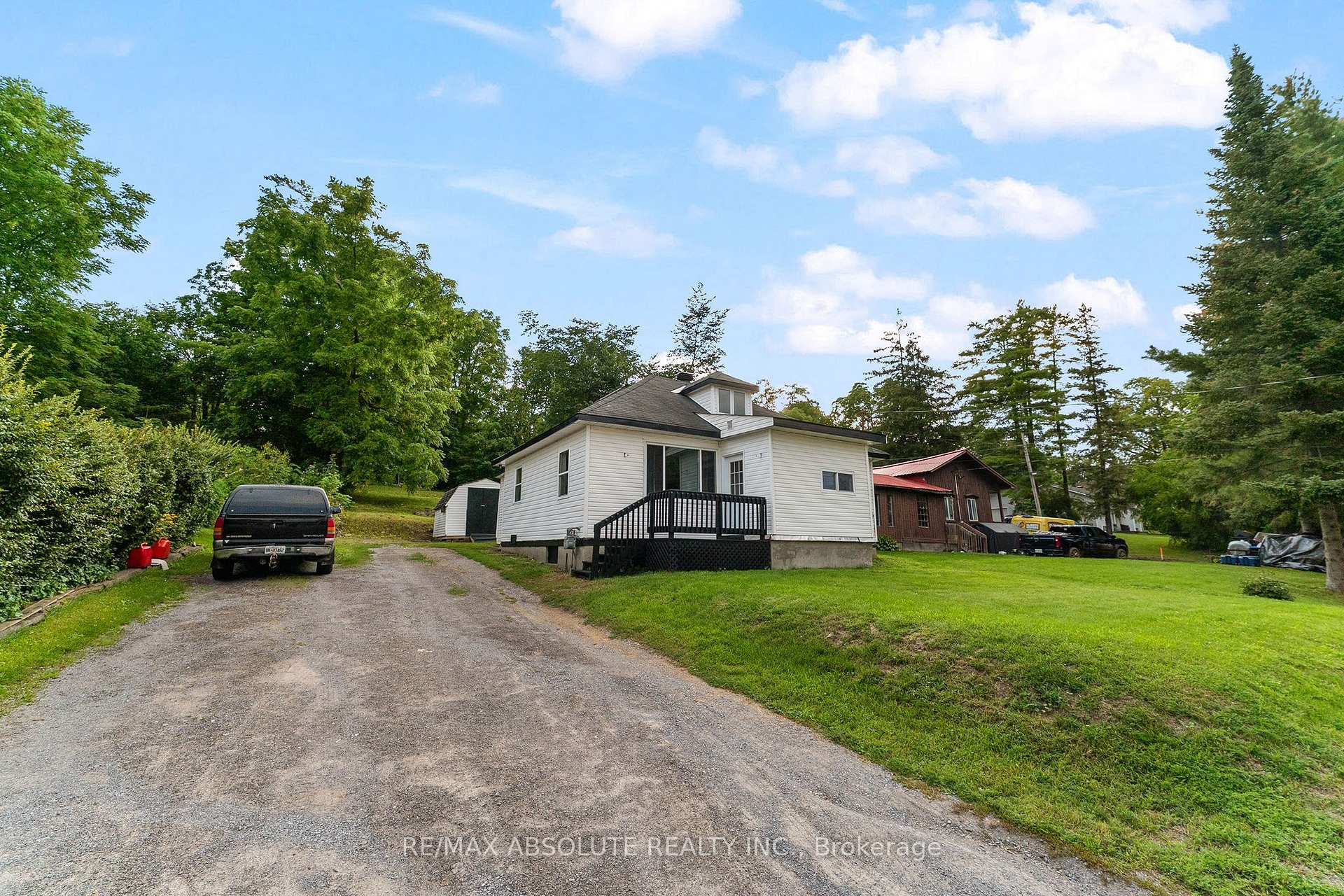 Photo 2 of 853 B River Road, McNab/Braeside, Mcnab/Braeside Twps — HOMEH