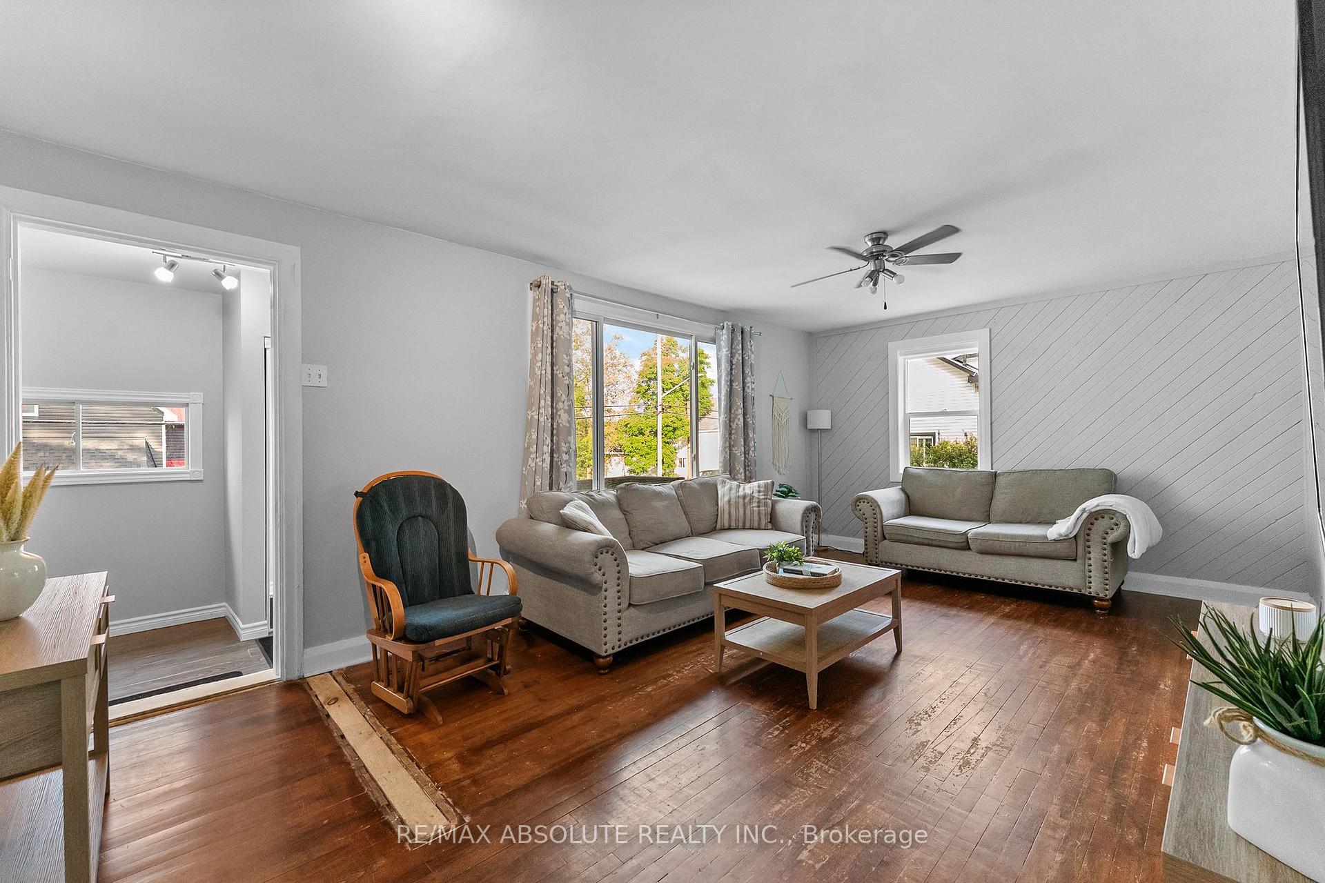 Photo 7 of 853 B River Road, McNab/Braeside, Mcnab/Braeside Twps — HOMEH
