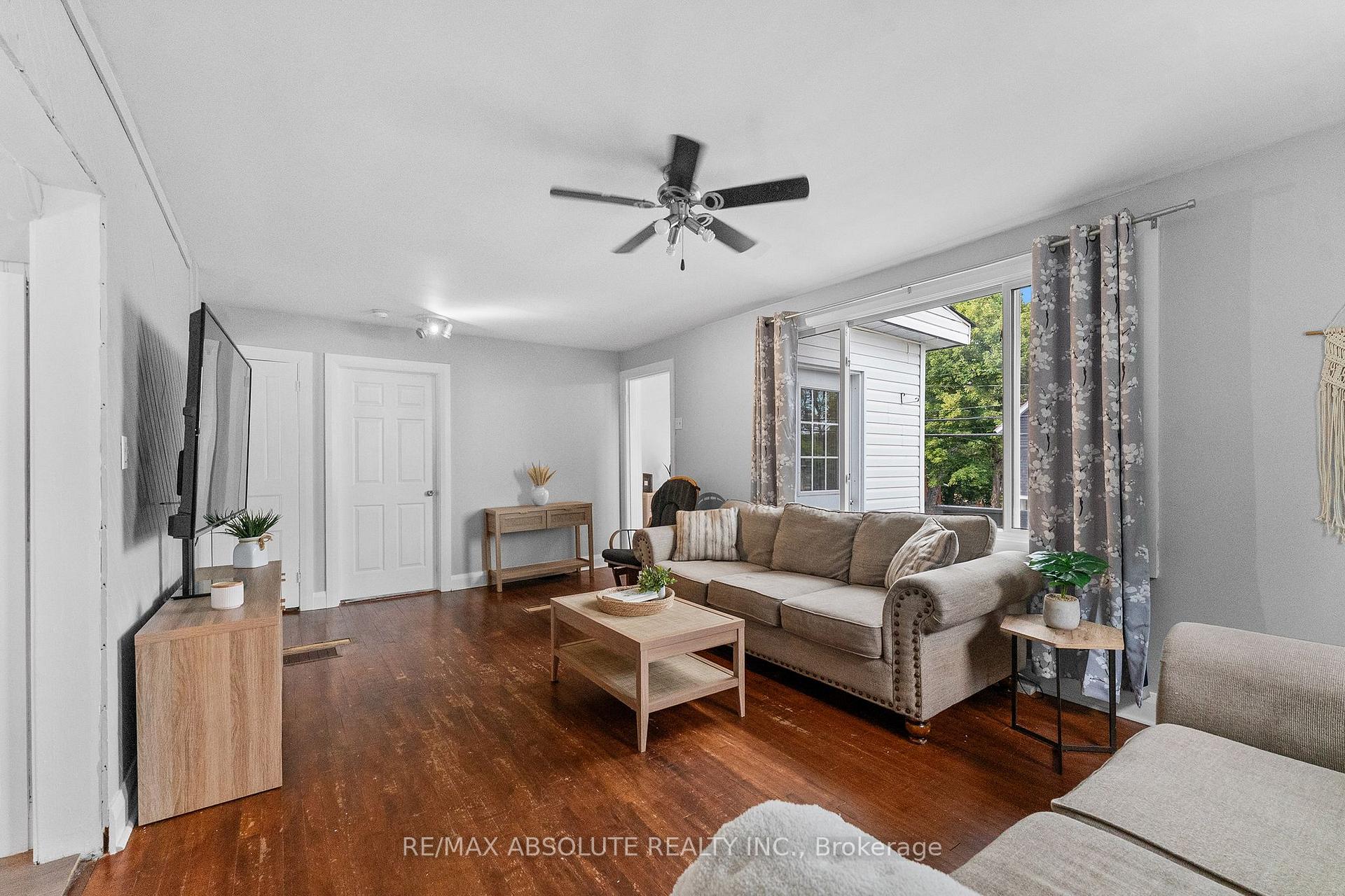 Photo 9 of 853 B River Road, McNab/Braeside, Mcnab/Braeside Twps — HOMEH
