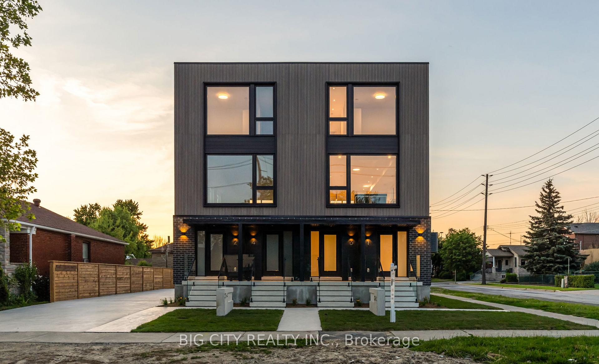 Photo 1 of Unit 3, 276 Lanor Avenue, Etobicoke, Alderwood — HOMEH