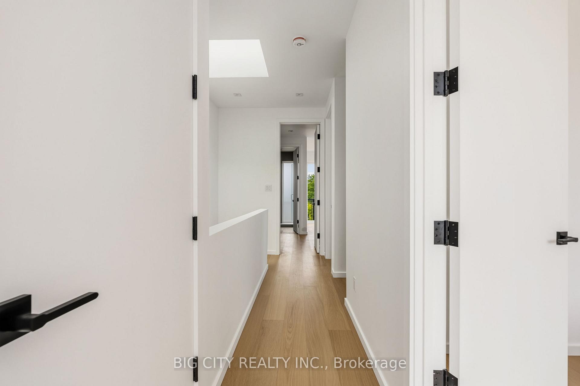 Photo 22 of Unit 3, 276 Lanor Avenue, Etobicoke, Alderwood — HOMEH