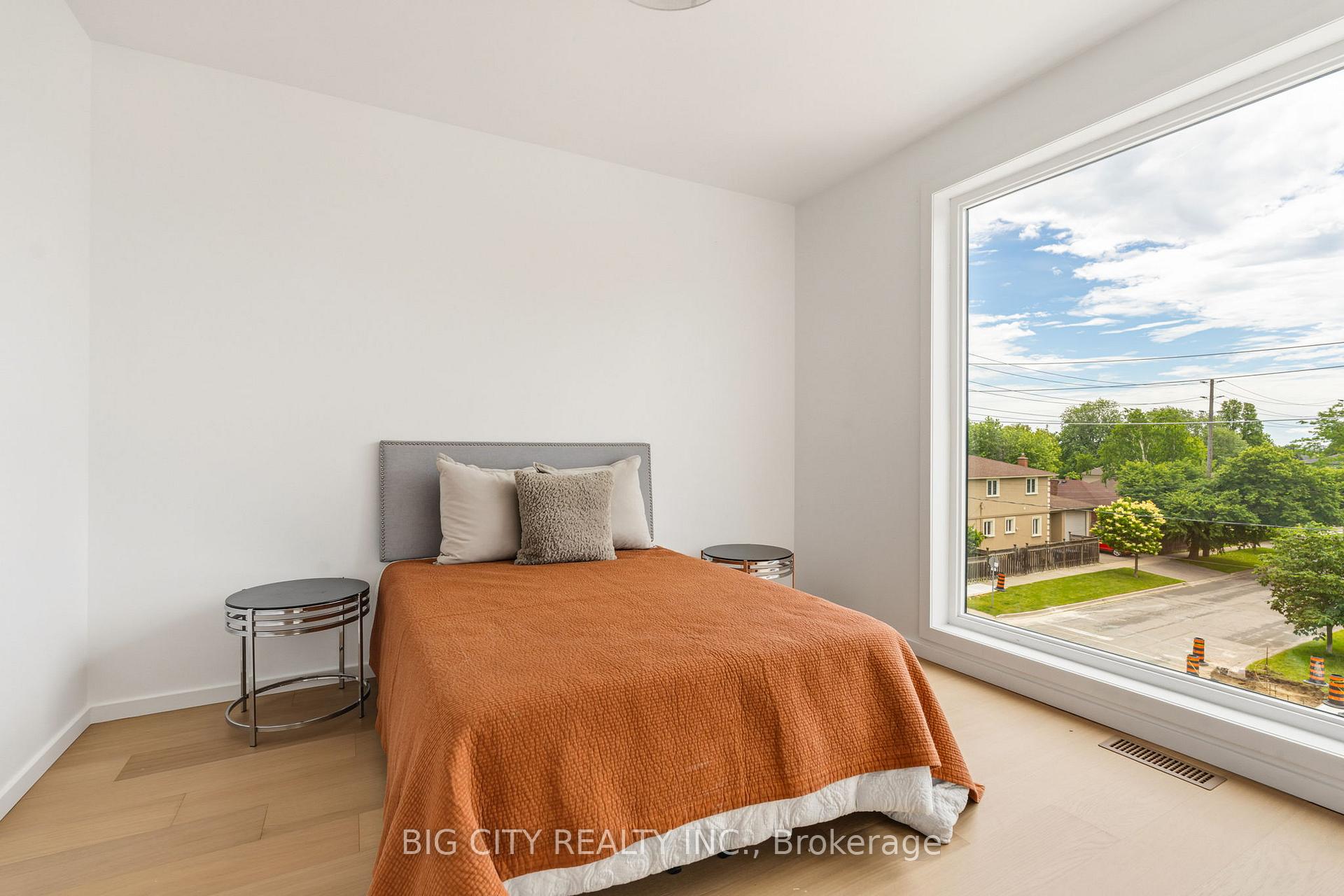 Photo 30 of Unit 3, 276 Lanor Avenue, Etobicoke, Alderwood — HOMEH