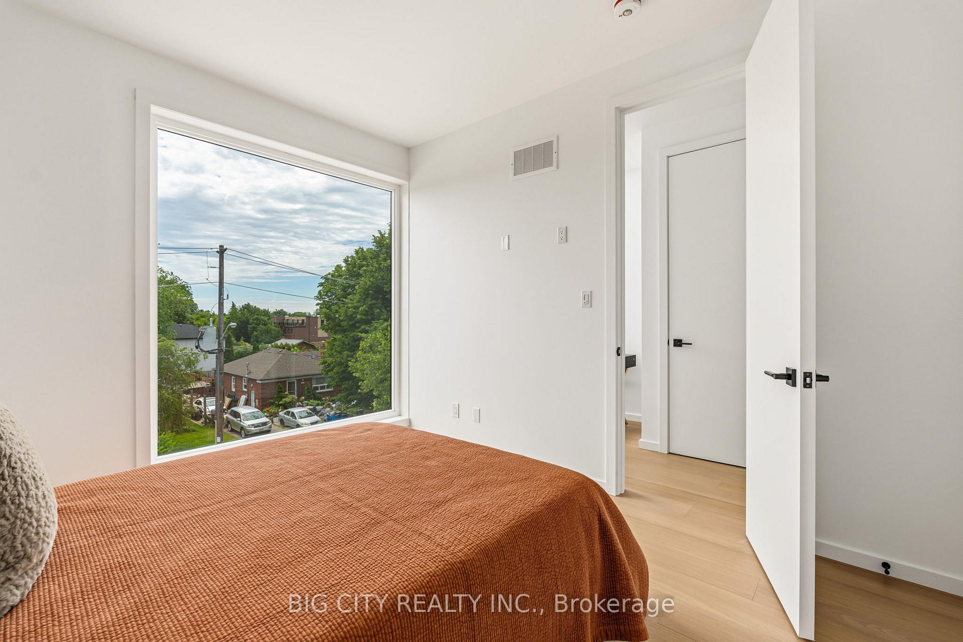 Photo 31 of Unit 3, 276 Lanor Avenue, Etobicoke, Alderwood — HOMEH