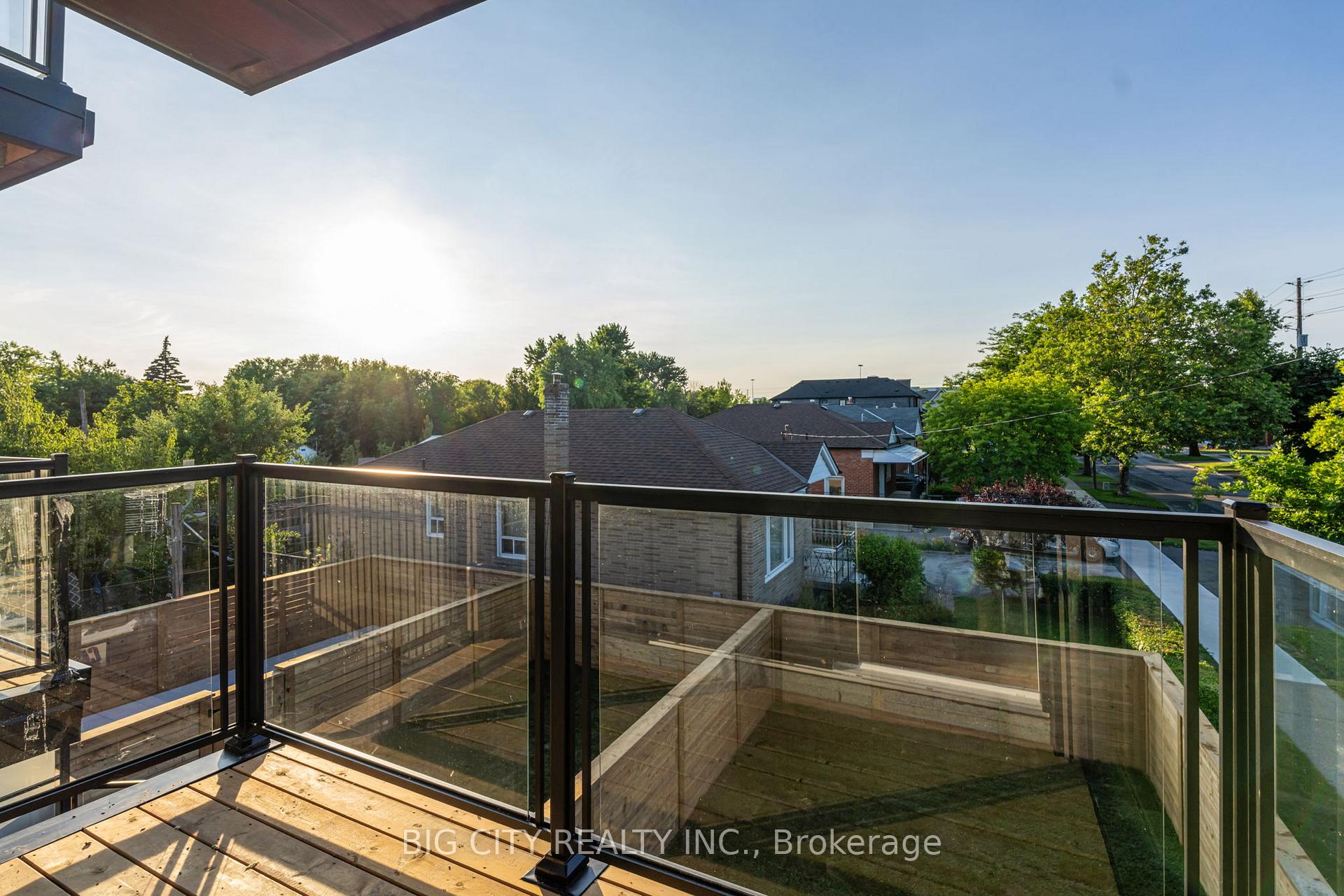 Photo 35 of Unit 3, 276 Lanor Avenue, Etobicoke, Alderwood — HOMEH