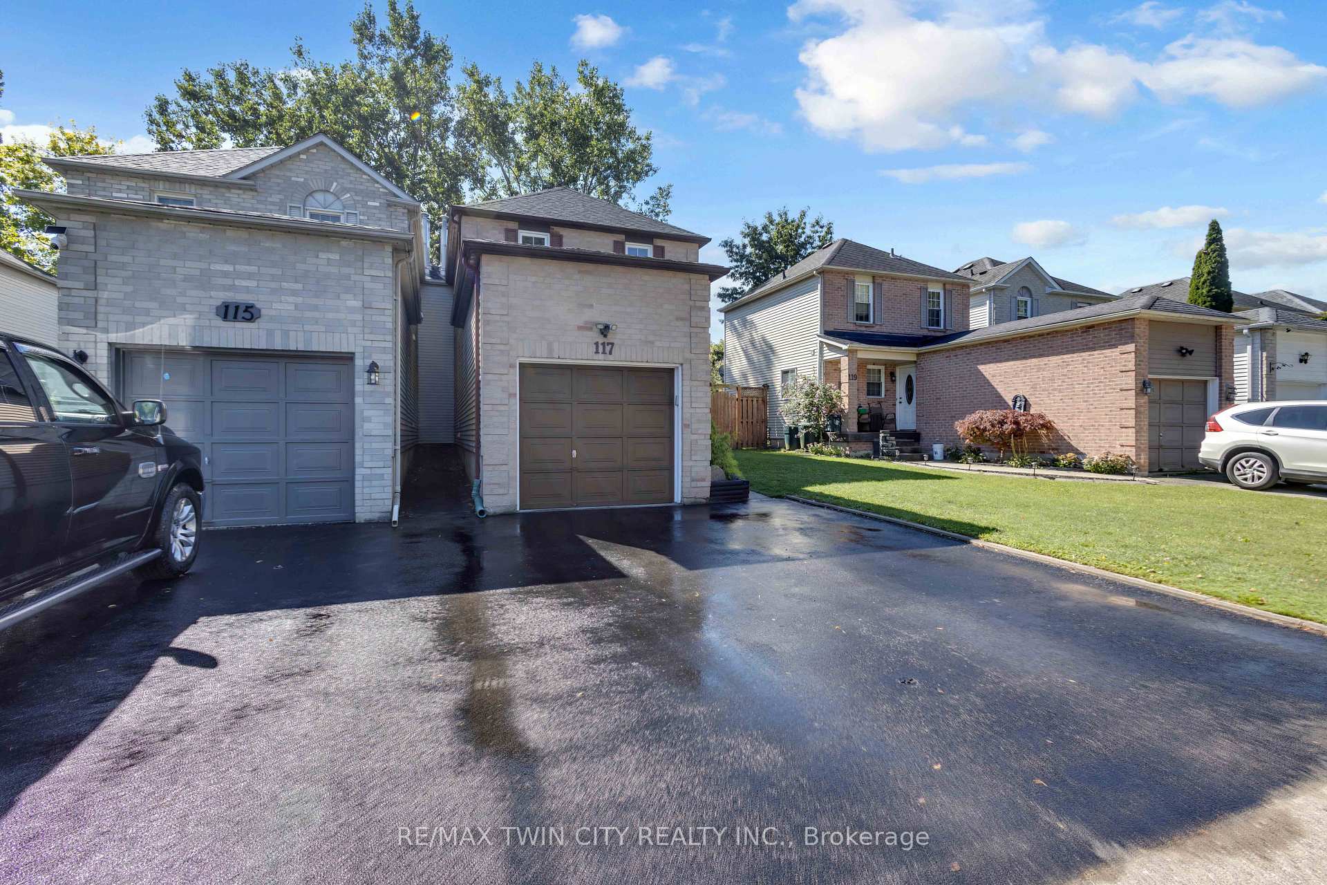 Photo 3 of 117 D'aubigny Road, Brantford — HOMEH