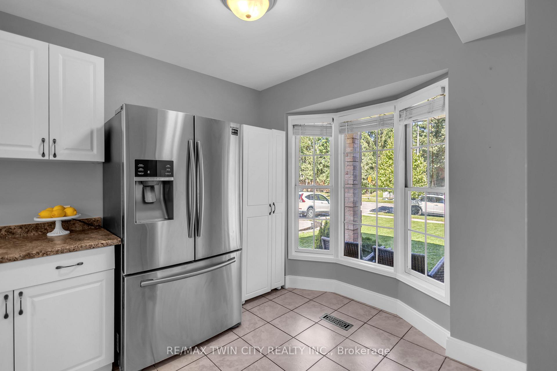 Photo 8 of 117 D'aubigny Road, Brantford — HOMEH