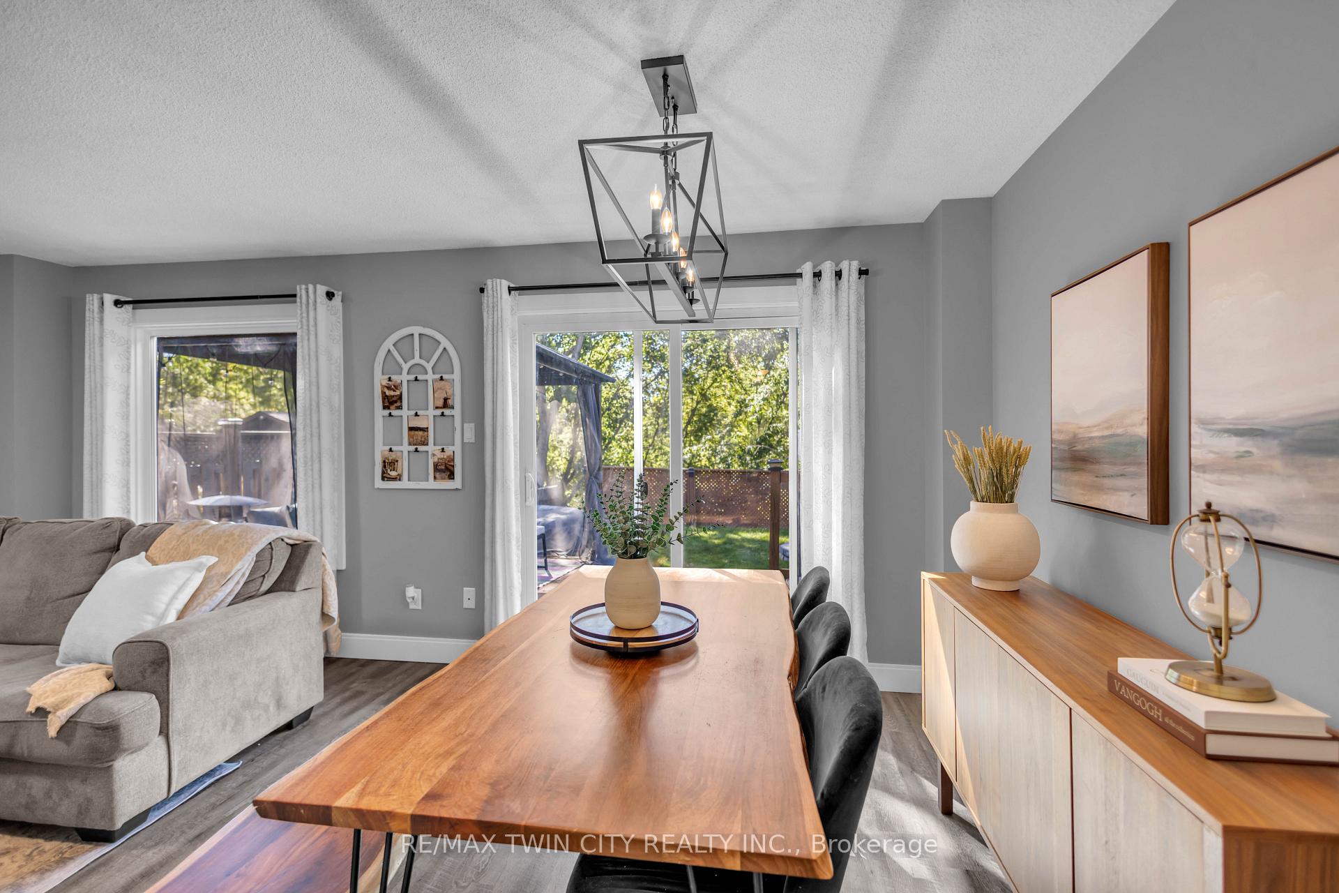 Photo 12 of 117 D'aubigny Road, Brantford — HOMEH