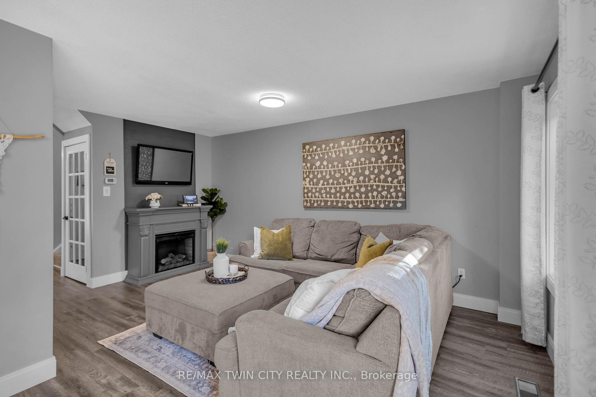 Photo 15 of 117 D'aubigny Road, Brantford — HOMEH