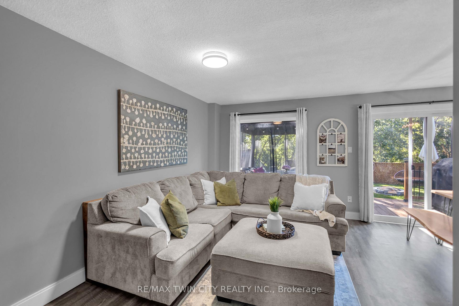 Photo 16 of 117 D'aubigny Road, Brantford — HOMEH