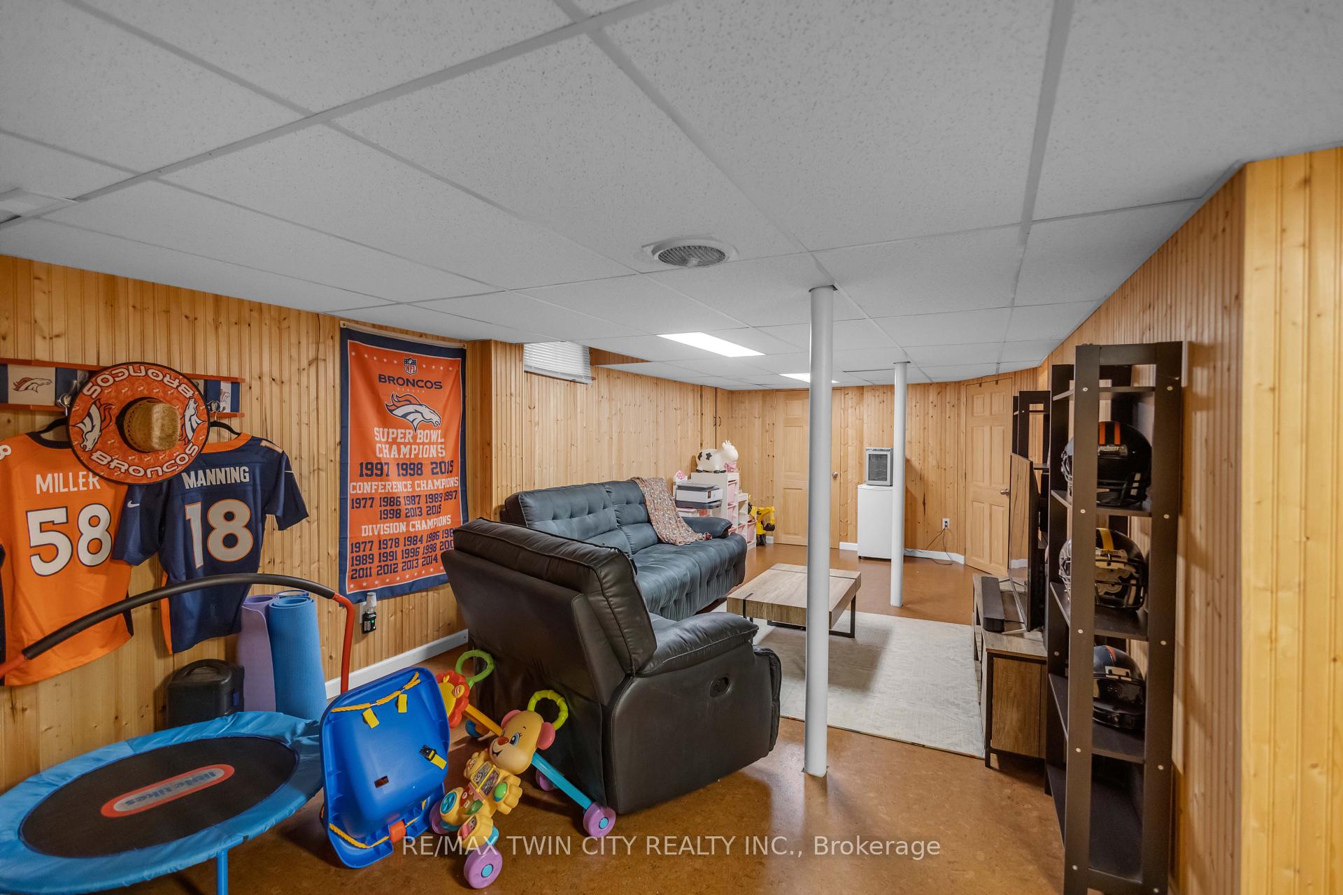 Photo 32 of 117 D'aubigny Road, Brantford — HOMEH