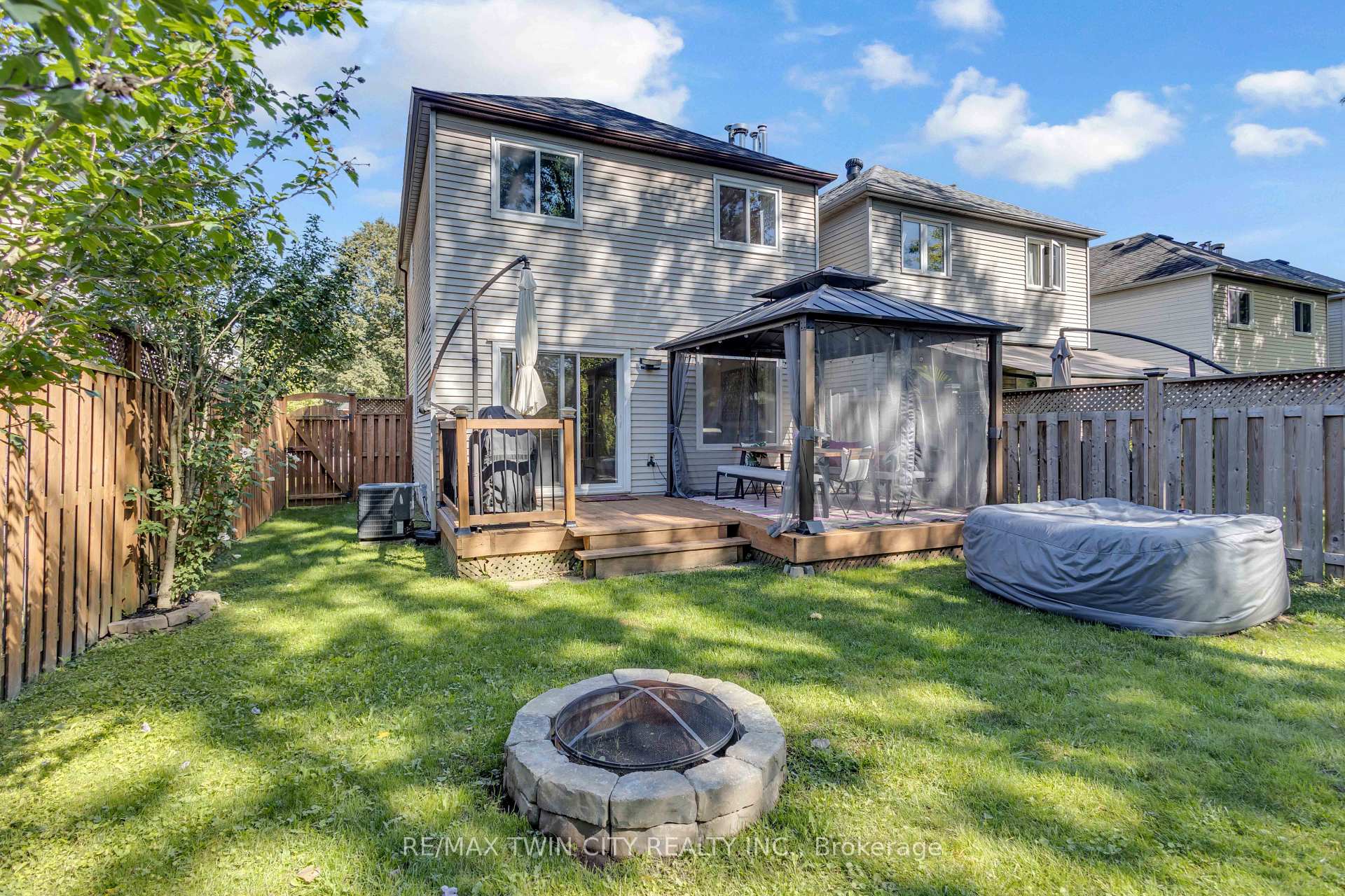 Photo 38 of 117 D'aubigny Road, Brantford — HOMEH