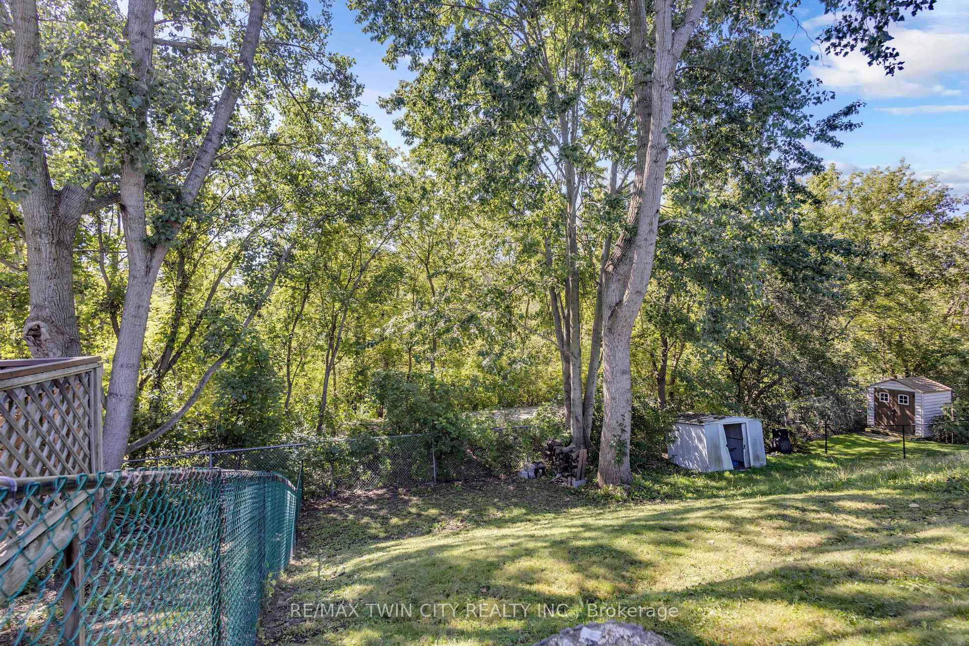 Photo 41 of 117 D'aubigny Road, Brantford — HOMEH