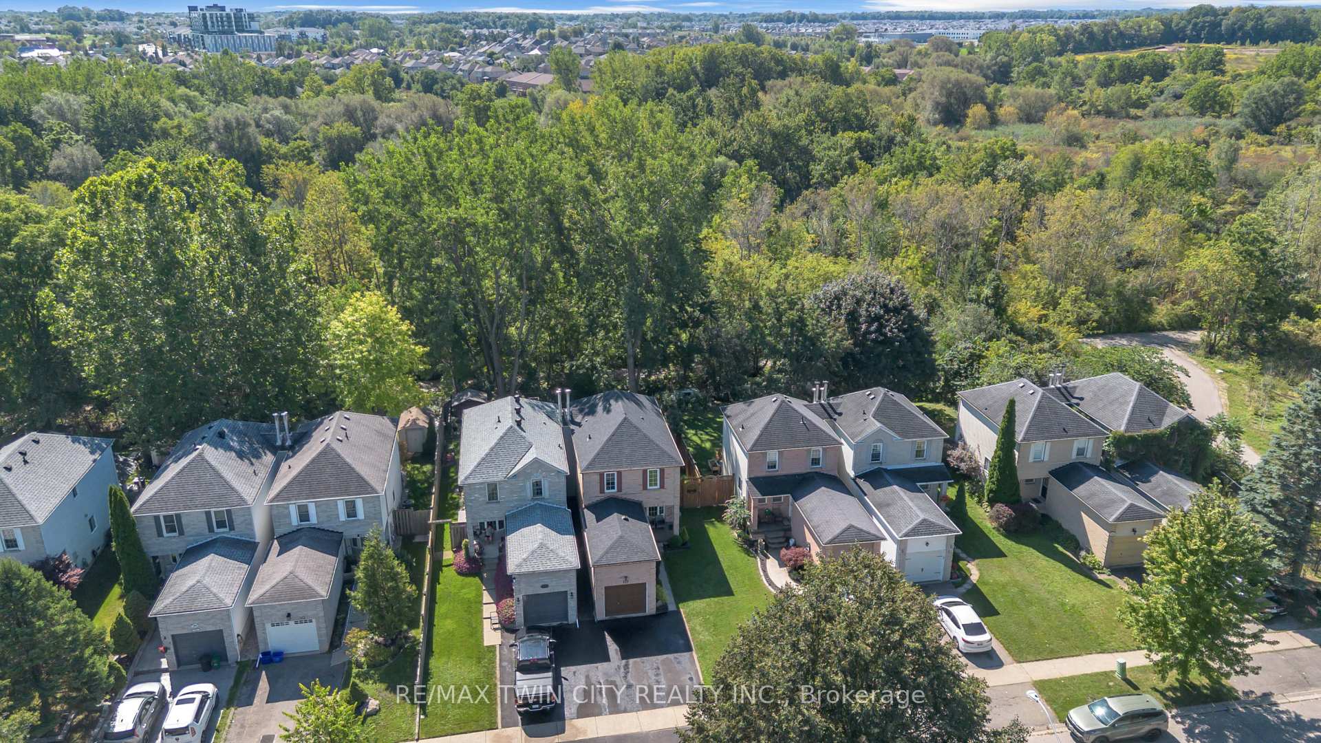 Photo 44 of 117 D'aubigny Road, Brantford — HOMEH