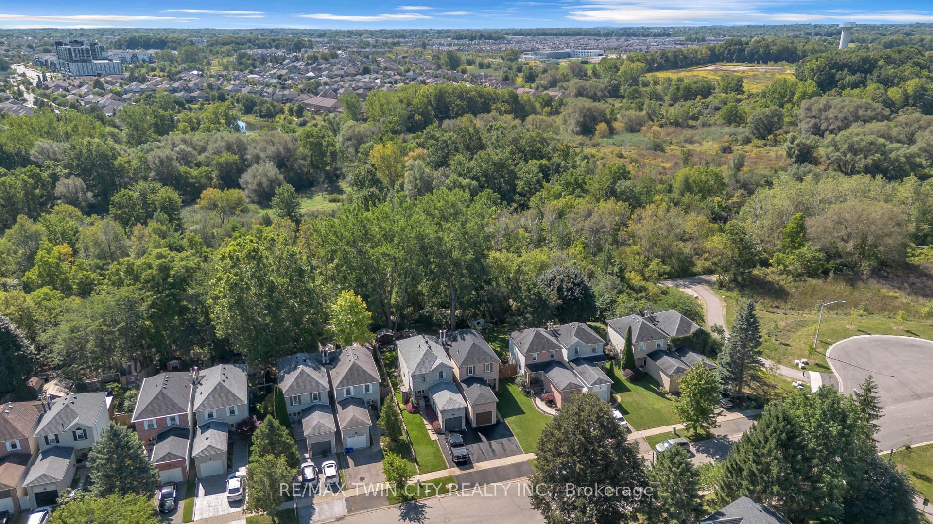Photo 45 of 117 D'aubigny Road, Brantford — HOMEH