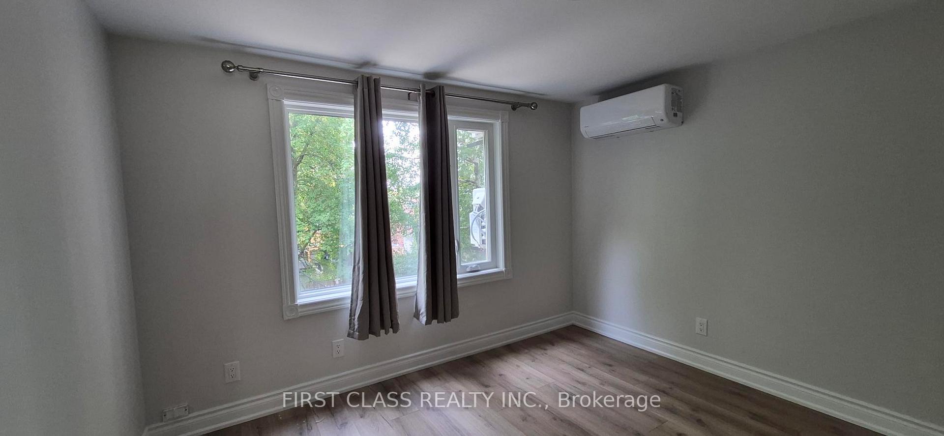 Photo 18 of 301 Rhodes Avenue, Toronto, Greenwood-Coxwell — HOMEH