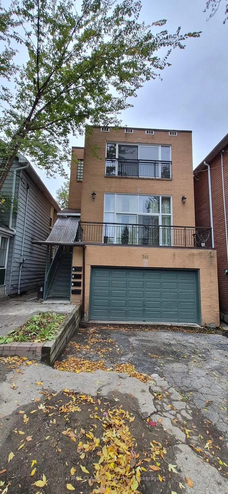 Photo 1 of 301 Rhodes Avenue, Toronto, Greenwood-Coxwell — HOMEH