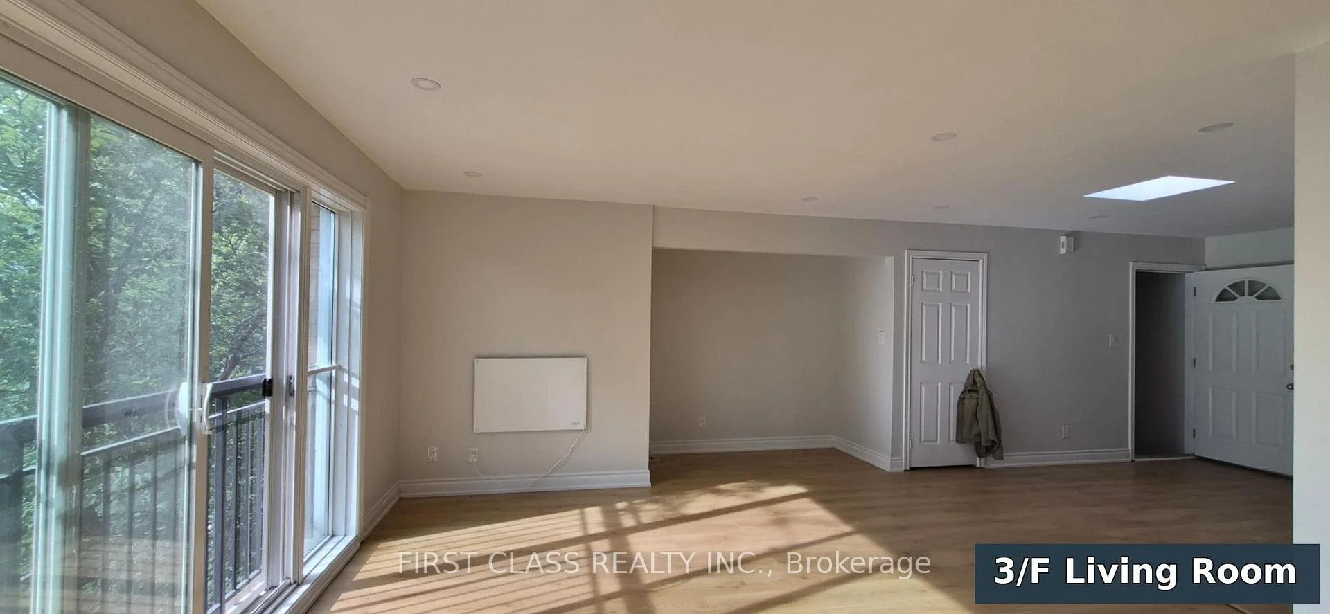 Photo 20 of 301 Rhodes Avenue, Toronto, Greenwood-Coxwell — HOMEH