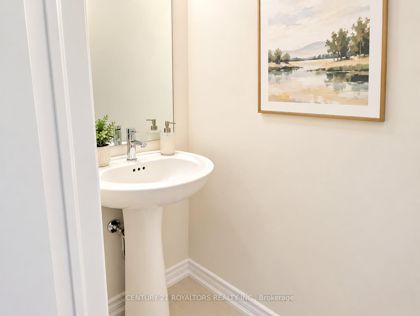 Photo 5 of 1909 Upper Thames Drive, Woodstock, Woodstock - North — HOMEH