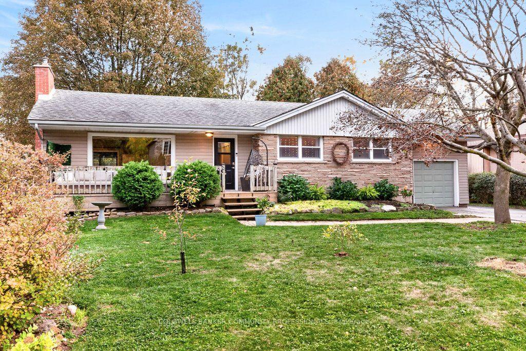 Photo 2 of 58 Hatton Drive, Hamilton, Ancaster — HOMEH