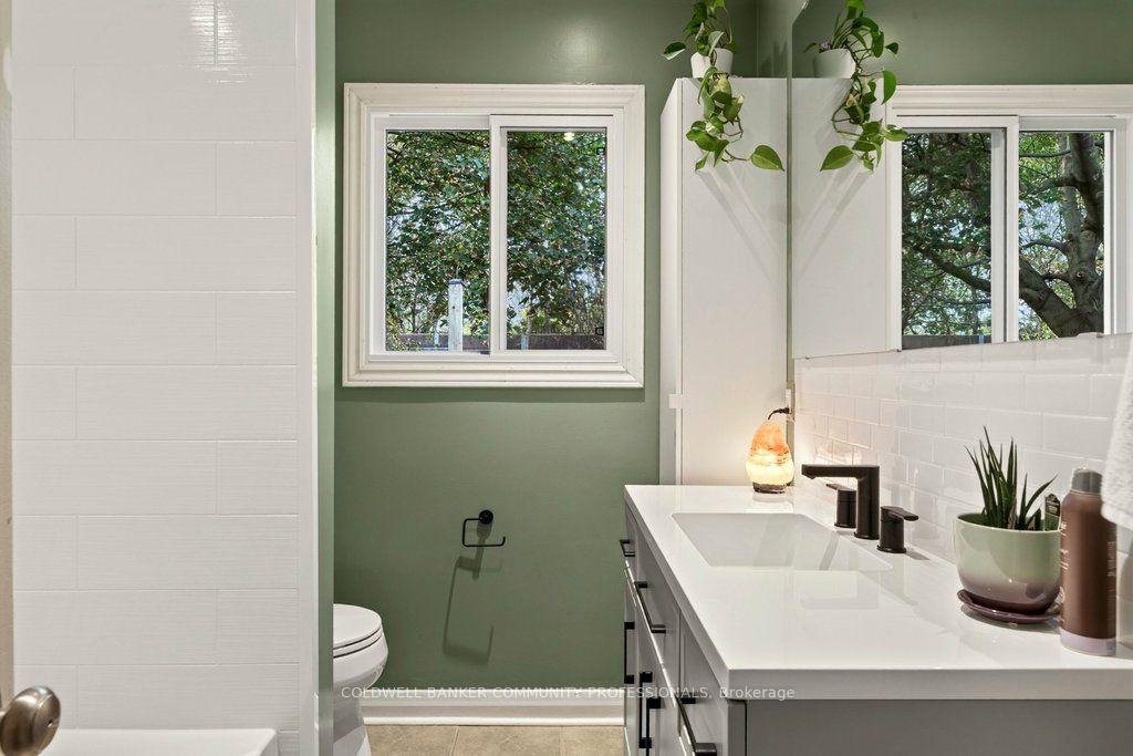 Photo 28 of 58 Hatton Drive, Hamilton, Ancaster — HOMEH
