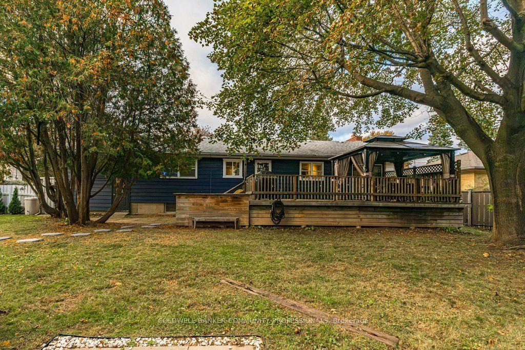 Photo 49 of 58 Hatton Drive, Hamilton, Ancaster — HOMEH