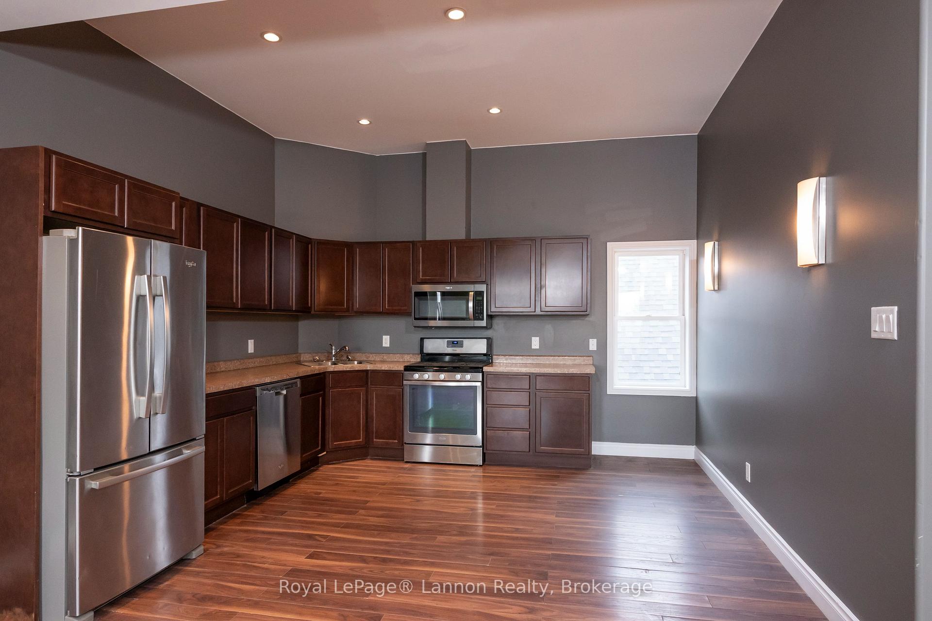 Photo 15 of 350 Bay Street, Thunder Bay, Court / Cumberland — HOMEH