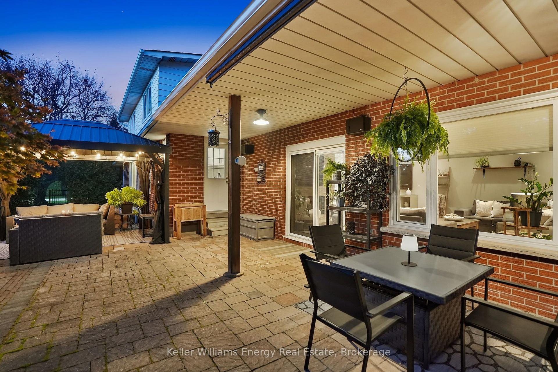 Photo 54 of 950 Swiss Heights, Oshawa, Pinecrest — HOMEH