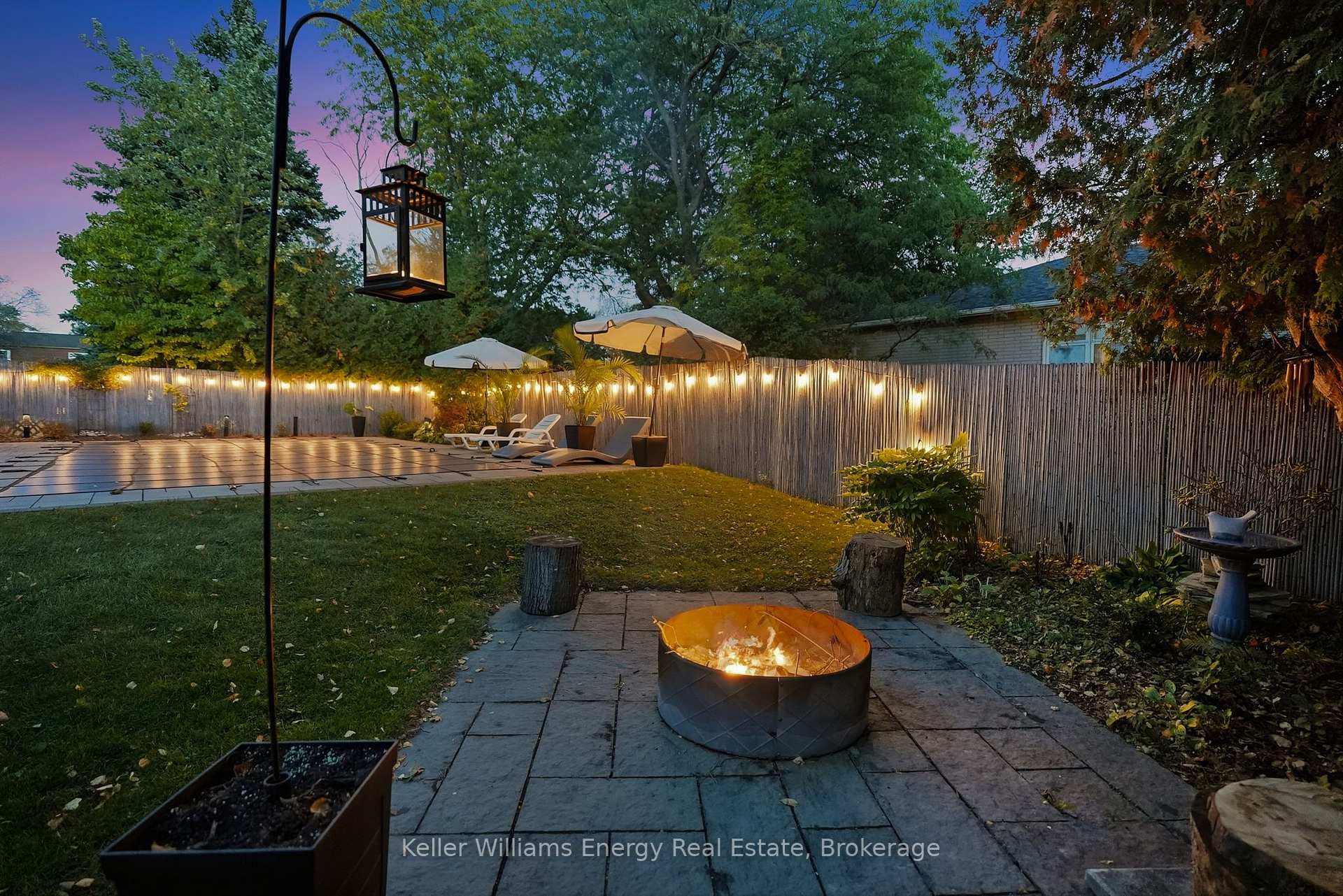 Photo 52 of 950 Swiss Heights, Oshawa, Pinecrest — HOMEH