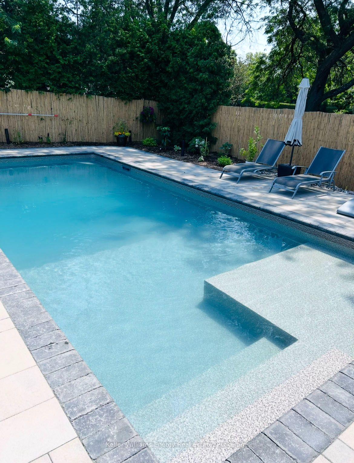 Photo 48 of 950 Swiss Heights, Oshawa, Pinecrest — HOMEH