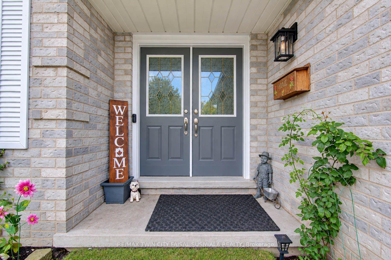 Photo 2 of 46 Robson Avenue, Cambridge, Greenway-Chaplin — HOMEH