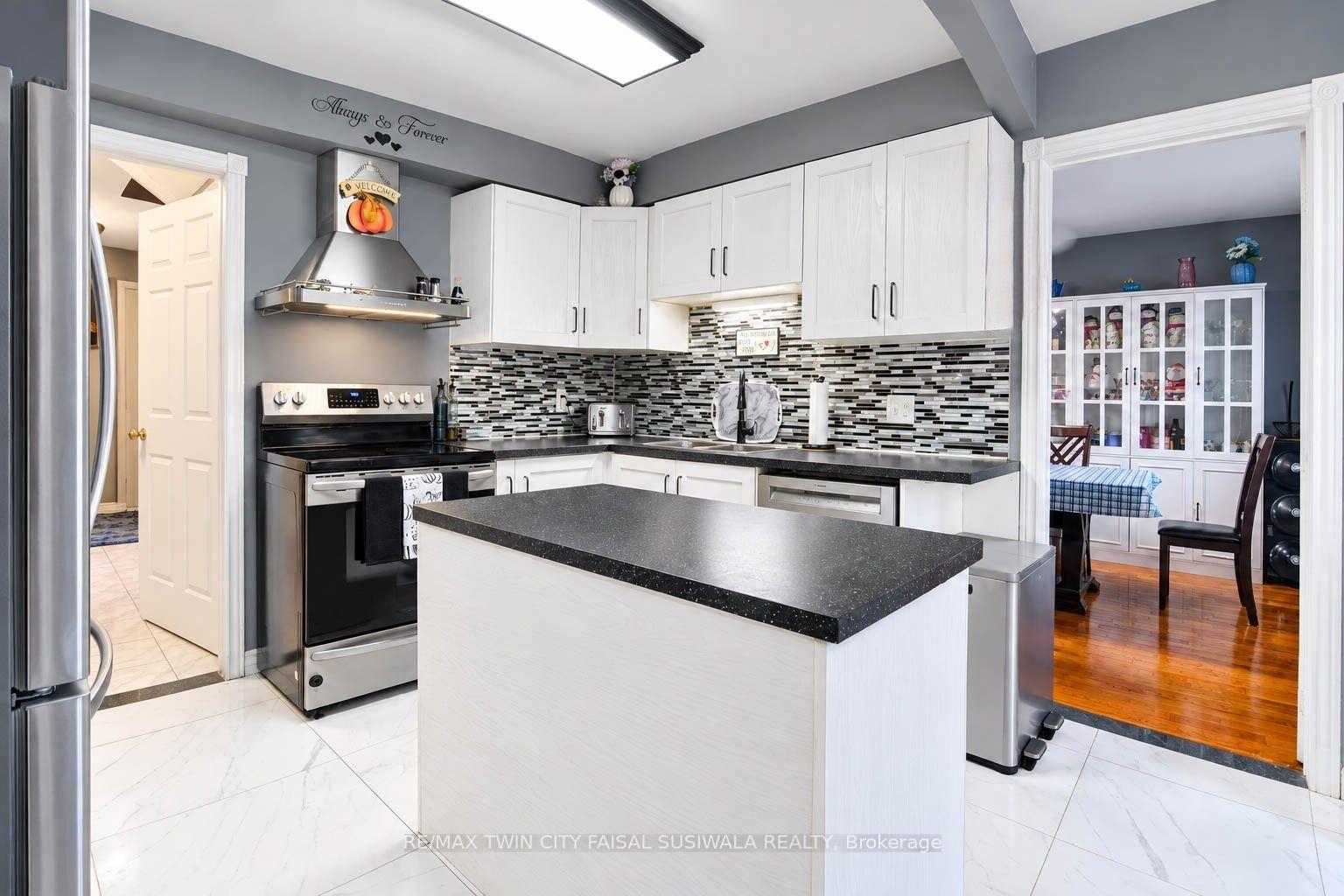 Photo 18 of 46 Robson Avenue, Cambridge, Greenway-Chaplin — HOMEH