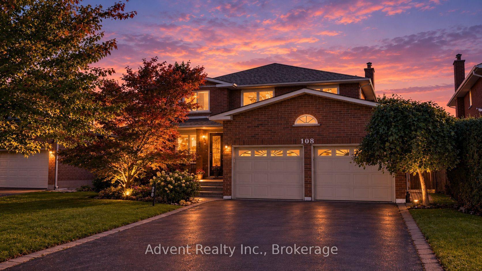 Photo 1 of 108 Valleyway Crescent, Vaughan, Maple — HOMEH