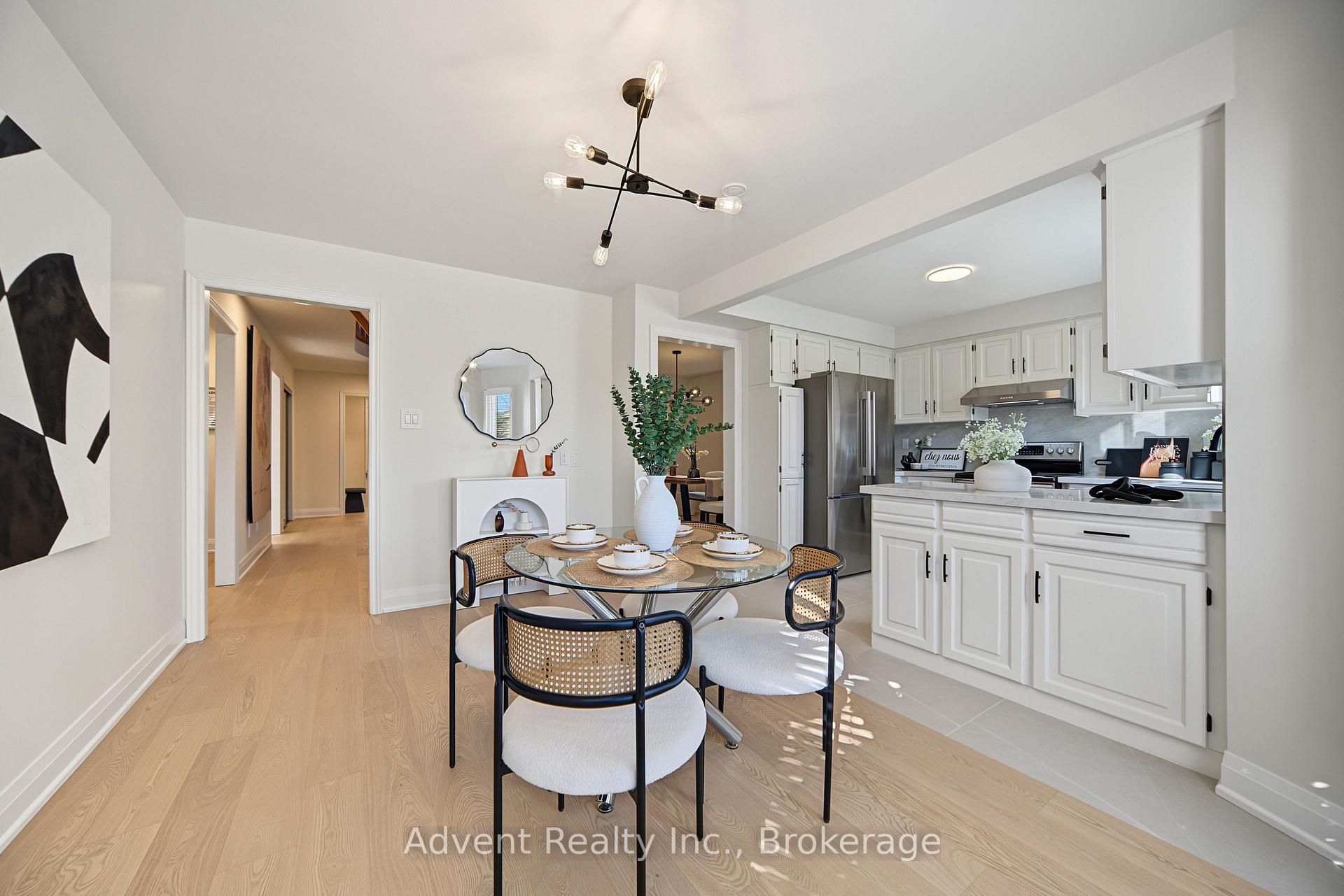Photo 19 of 108 Valleyway Crescent, Vaughan, Maple — HOMEH