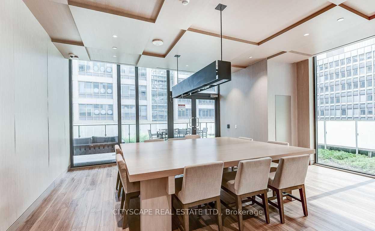 Photo 3 of Unit 1707, 25 Richmond Street E, Toronto, Church-Yonge Corridor — HOMEH
