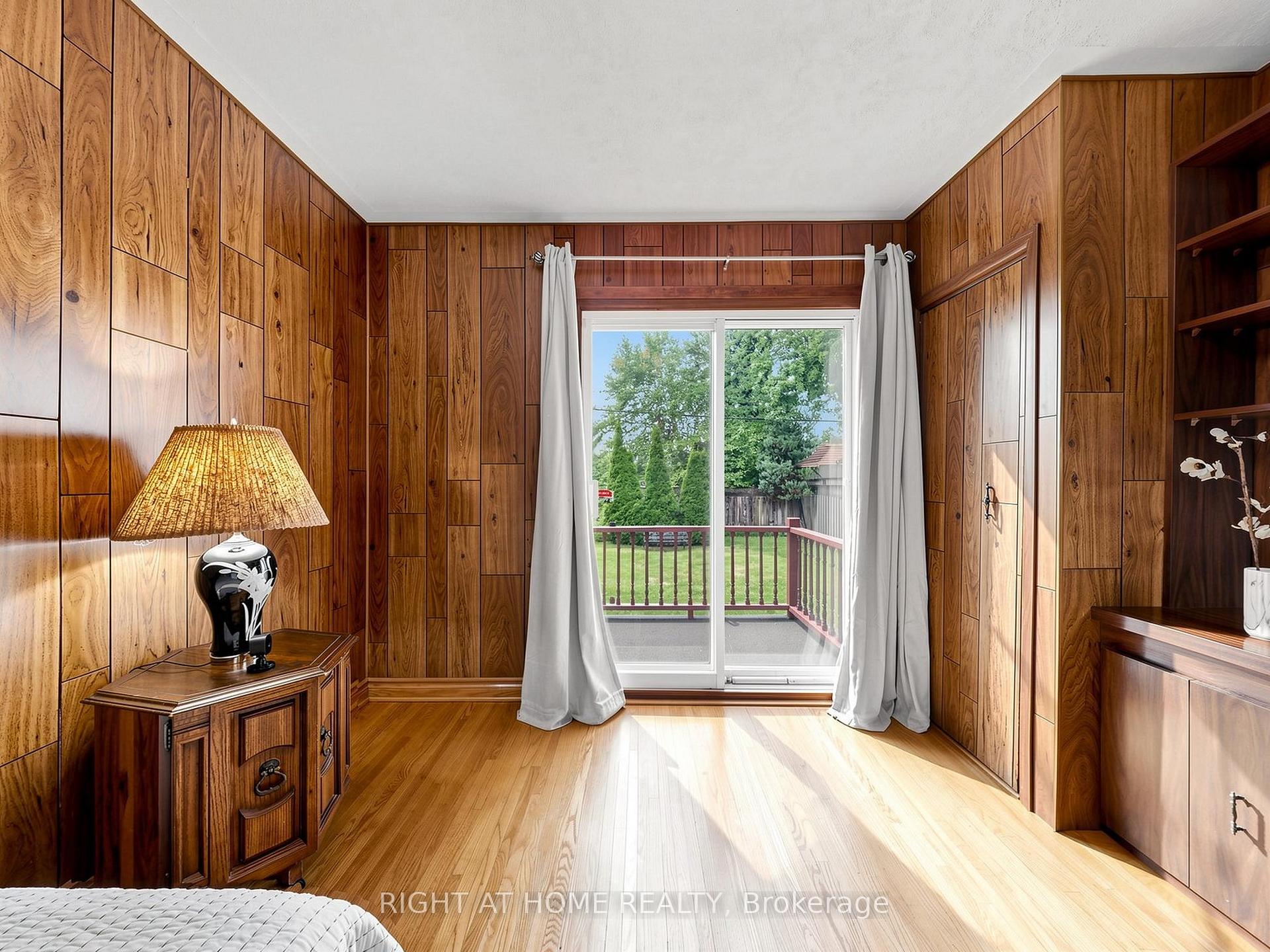 Photo 12 of 36 Joanna Drive E, Scarborough, Wexford-Maryvale — HOMEH