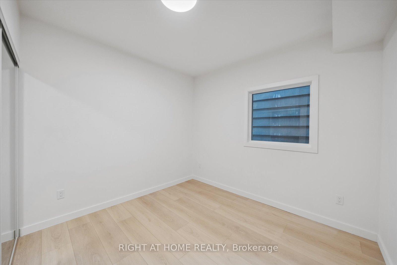 Photo 11 of Unit 2, 367 Howland Avenue, Toronto, Casa Loma — HOMEH
