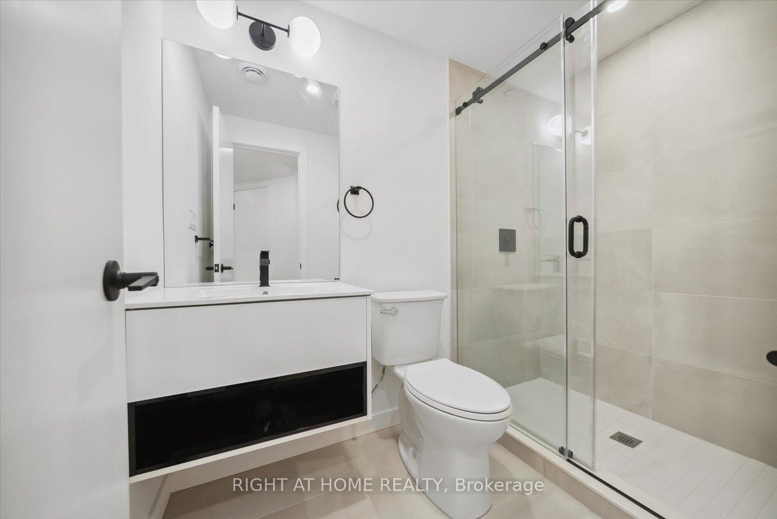 Photo 13 of Unit 2, 367 Howland Avenue, Toronto, Casa Loma — HOMEH