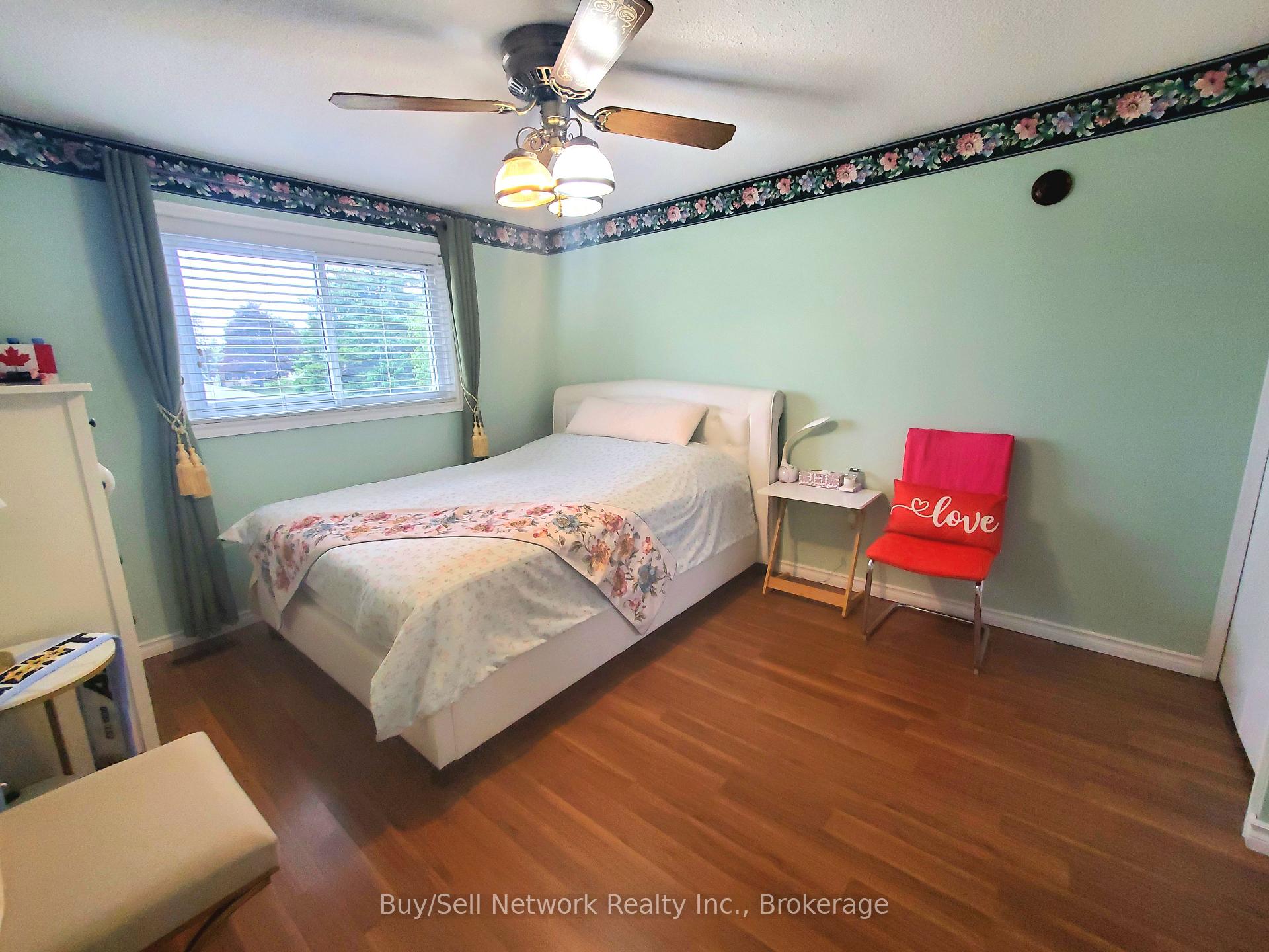 Photo 13 of 2602 Ridgetop Crescent, Peterborough, Ashburnham Ward 4 — HOMEH