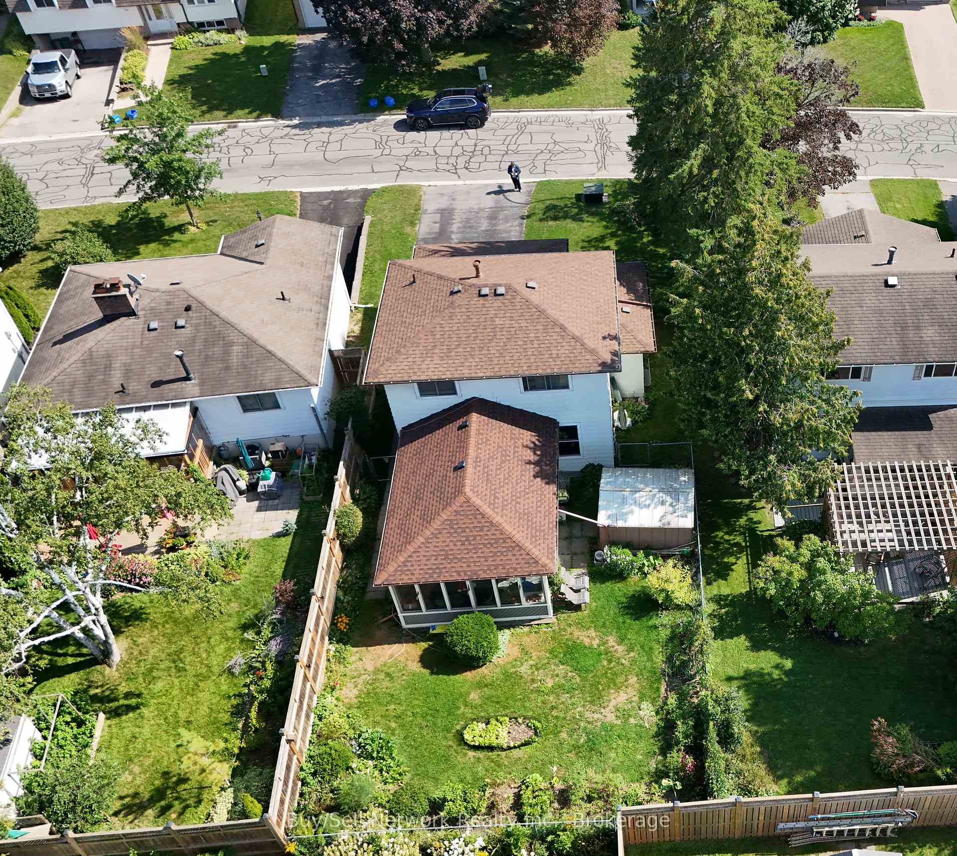 Photo 24 of 2602 Ridgetop Crescent, Peterborough, Ashburnham Ward 4 — HOMEH