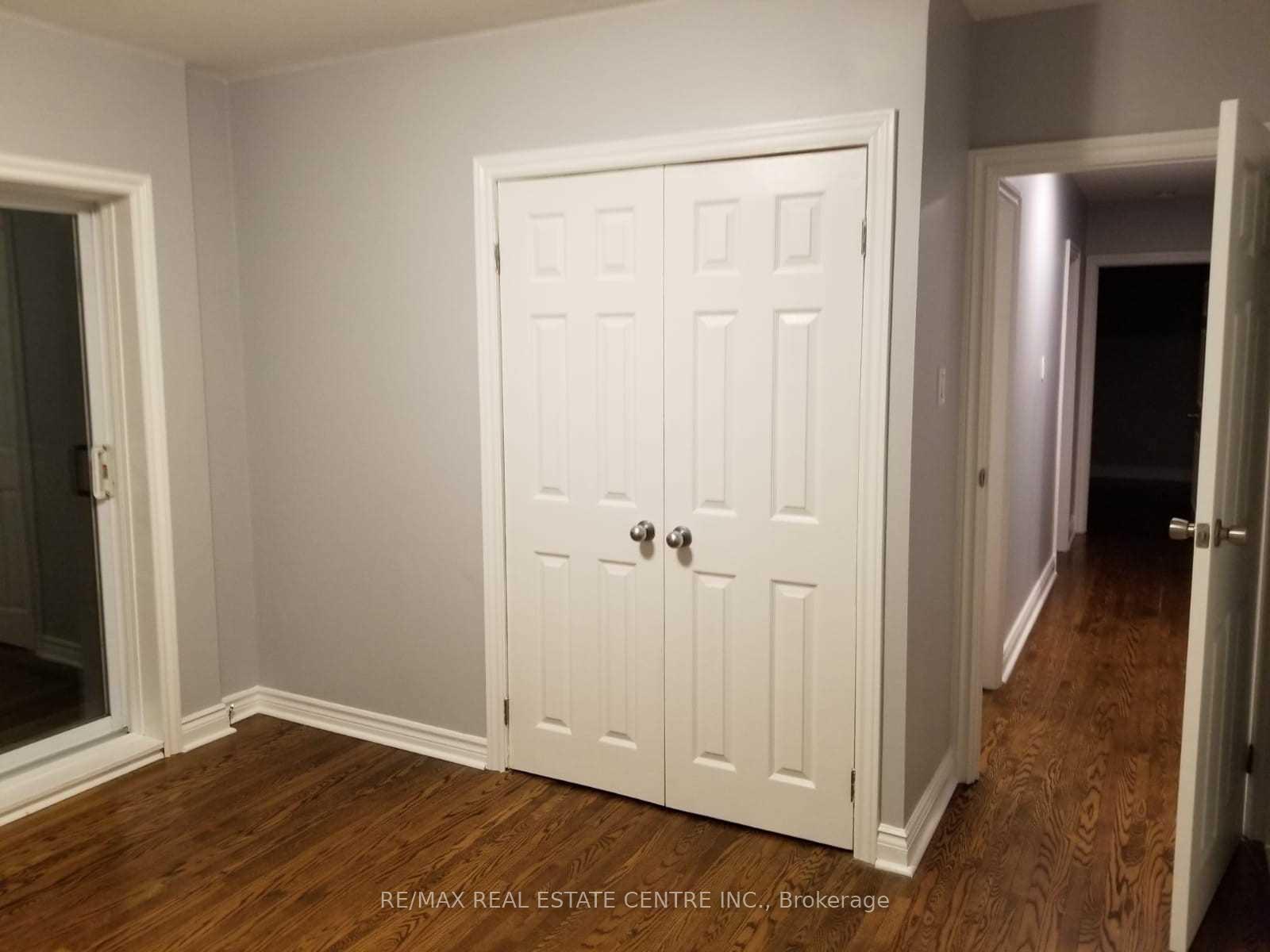 Photo 9 of 363 Duncombe Drive, Burlington, Appleby — HOMEH