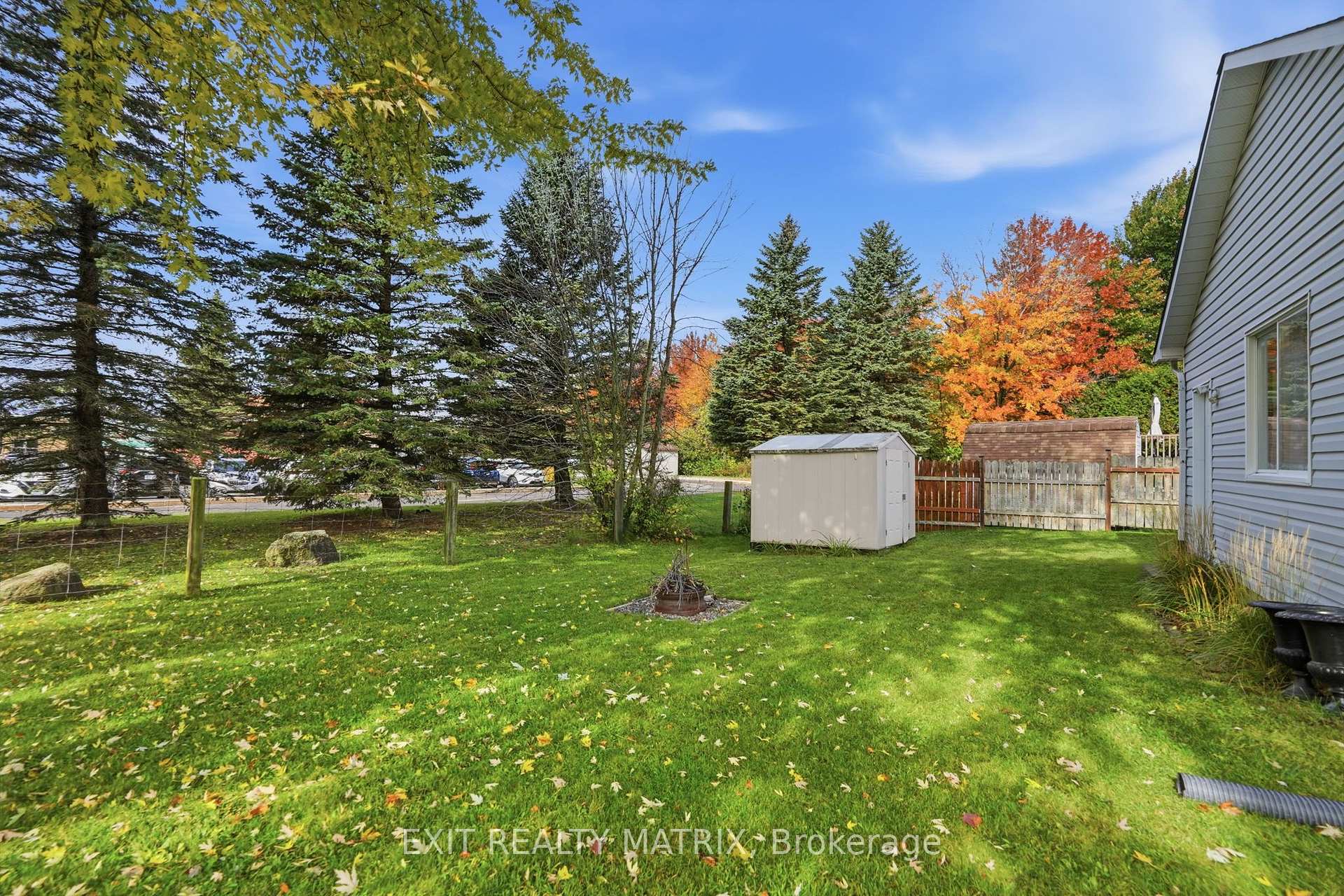 Photo 5 of 2 Maheu Street, Russell, Embrun — HOMEH