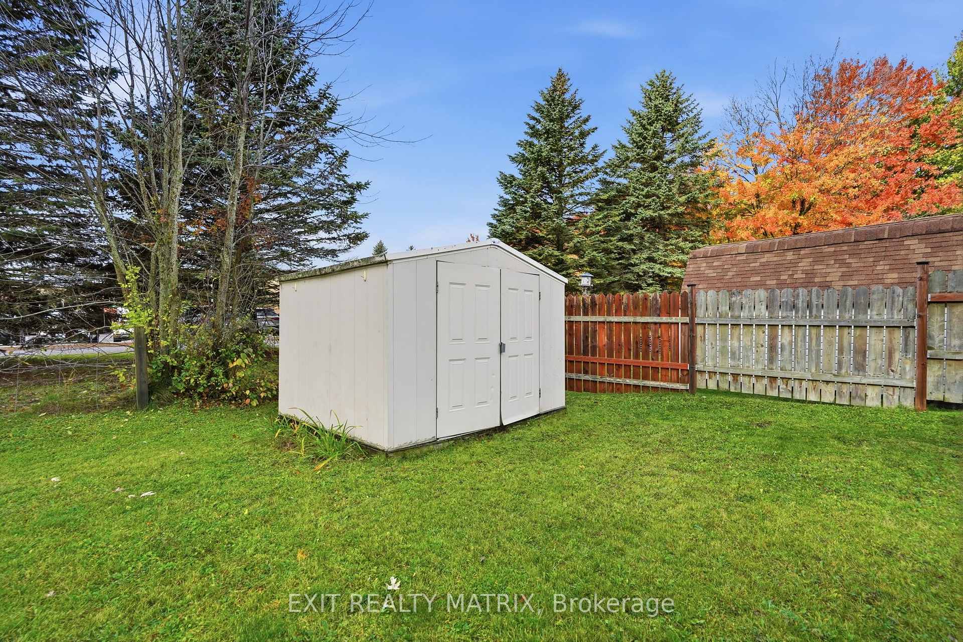 Photo 32 of 2 Maheu Street, Russell, Embrun — HOMEH