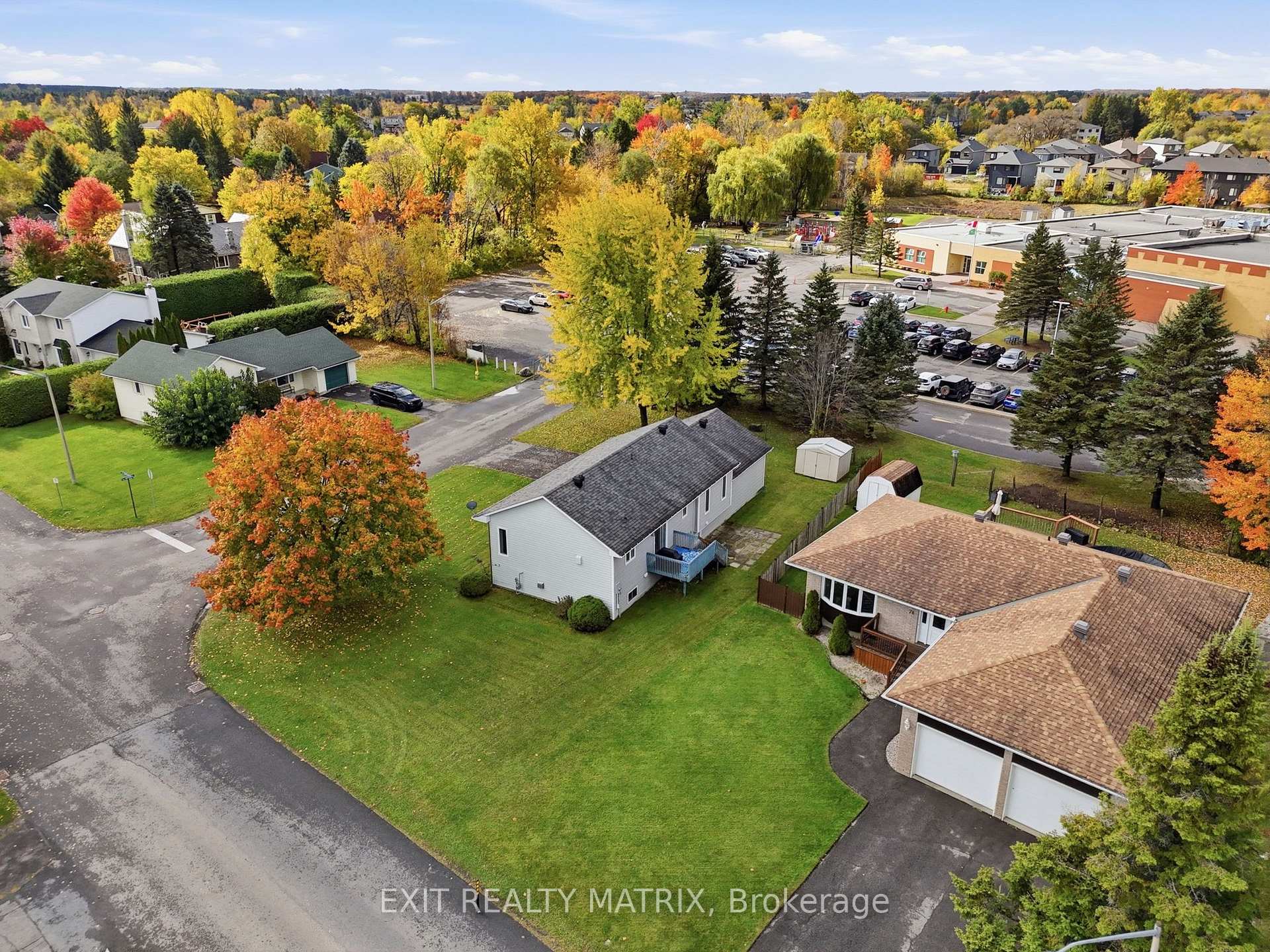 Photo 38 of 2 Maheu Street, Russell, Embrun — HOMEH