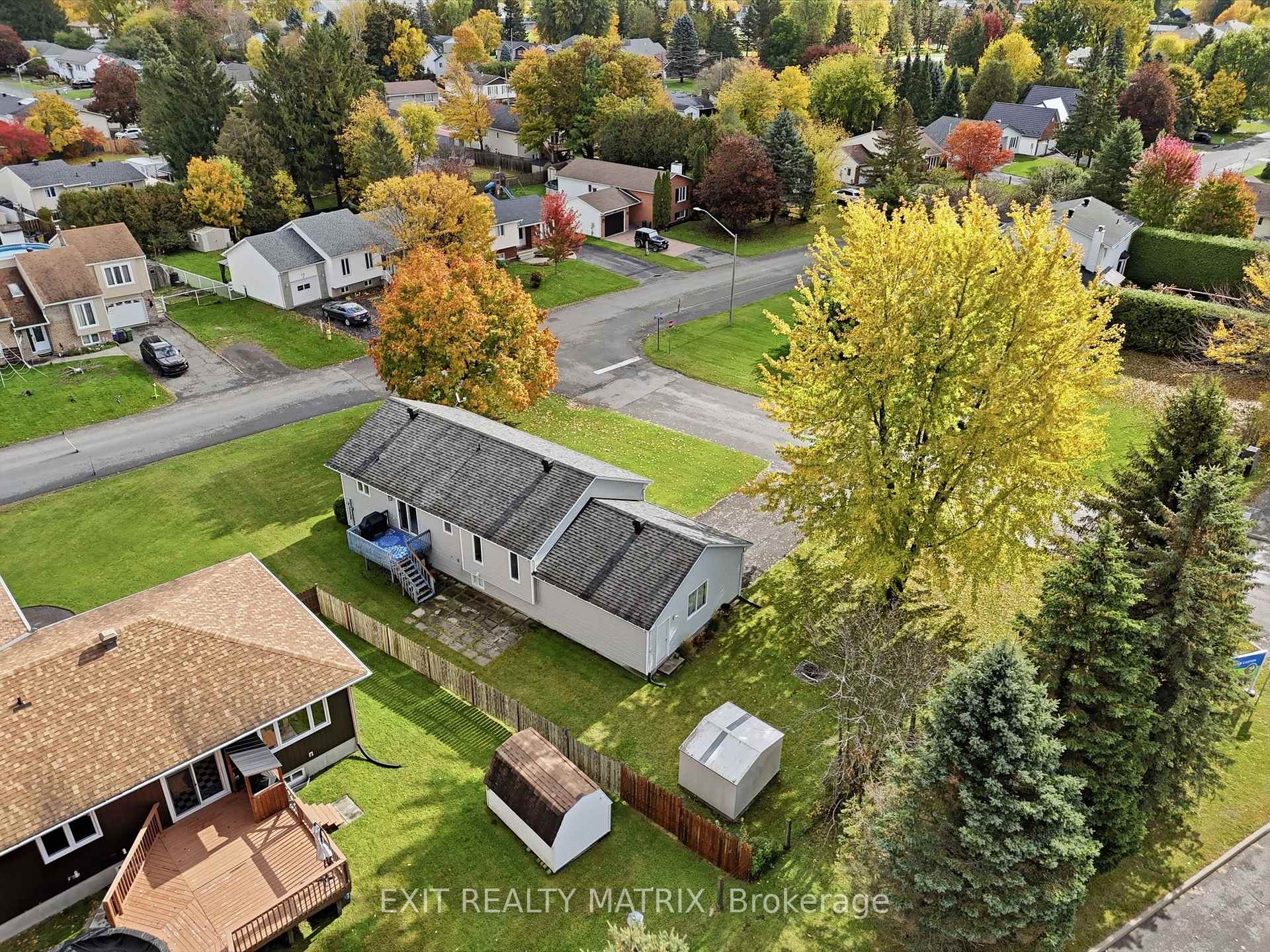 Photo 40 of 2 Maheu Street, Russell, Embrun — HOMEH