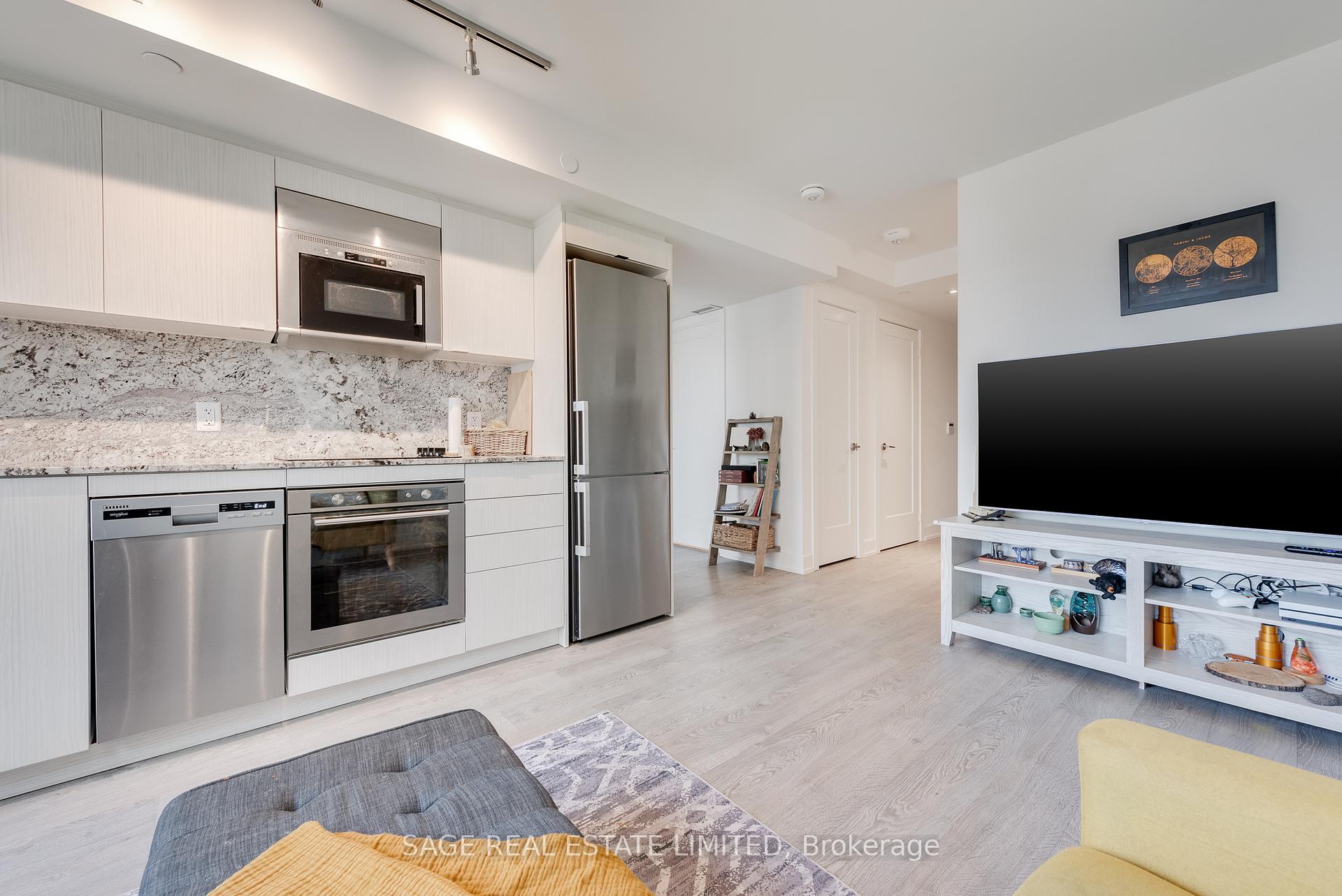 Photo 4 of Unit 834, 5 Mabelle Avenue, Etobicoke, Islington-City Centre West — HOMEH