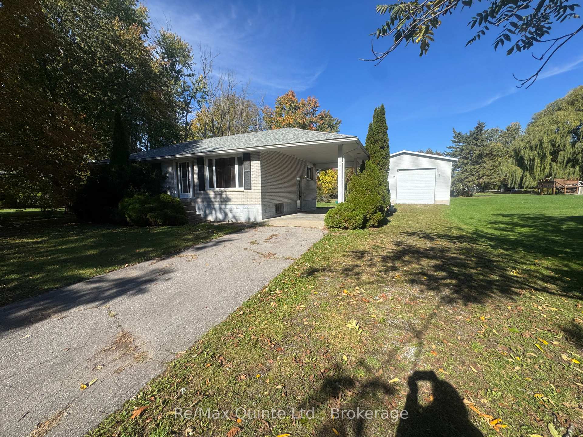 Photo 1 of 20 Ross Avenue, Quinte West, Murray Ward — HOMEH