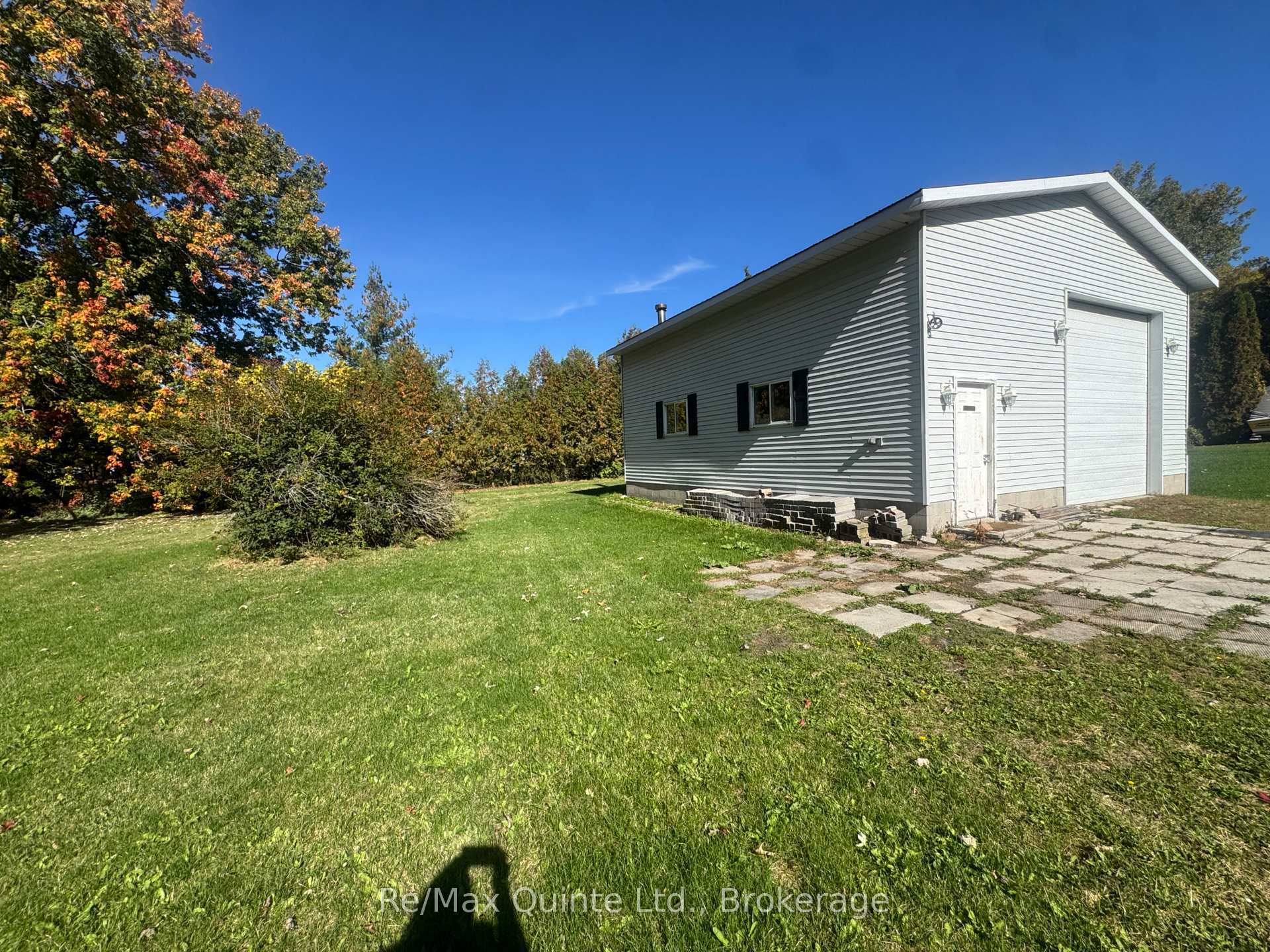 Photo 2 of 20 Ross Avenue, Quinte West, Murray Ward — HOMEH