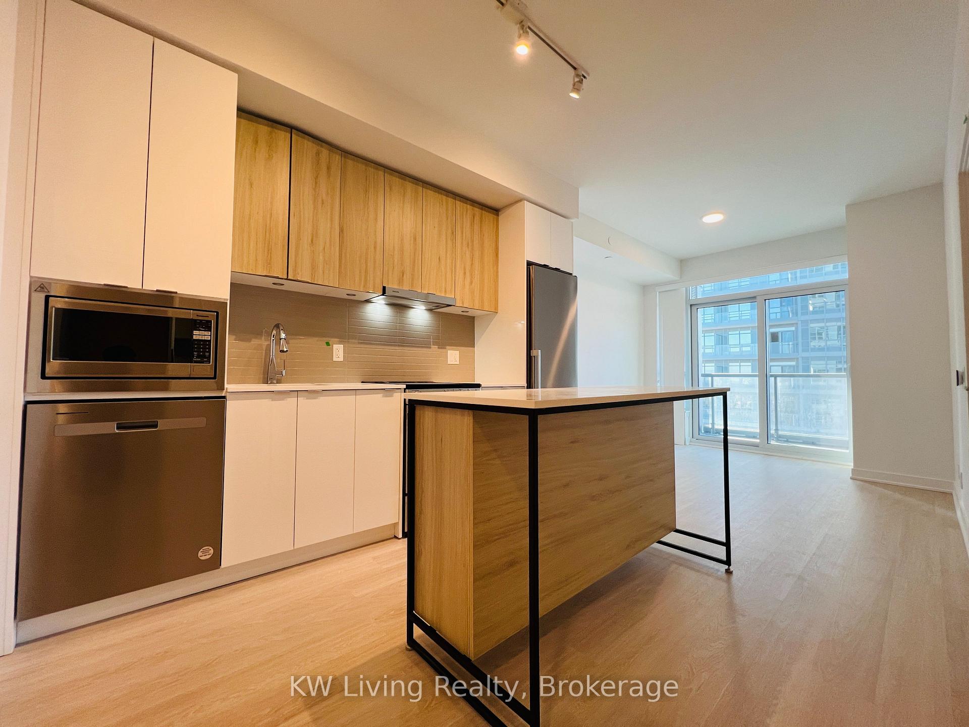 Photo 6 of Unit B1503, 50 Upper Mall Way, Vaughan, Brownridge — HOMEH